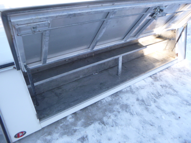 2009 - 2014 Ford F150 6'6 White Raider Contractor Truck Cap 5 2009 - 2014 Ford F150 6'6 White Raider Contractor Truck Cap - Image 5