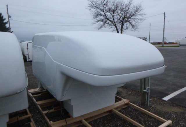 New Maranda V-335 6.5' Slide In Truck cap - Image 5