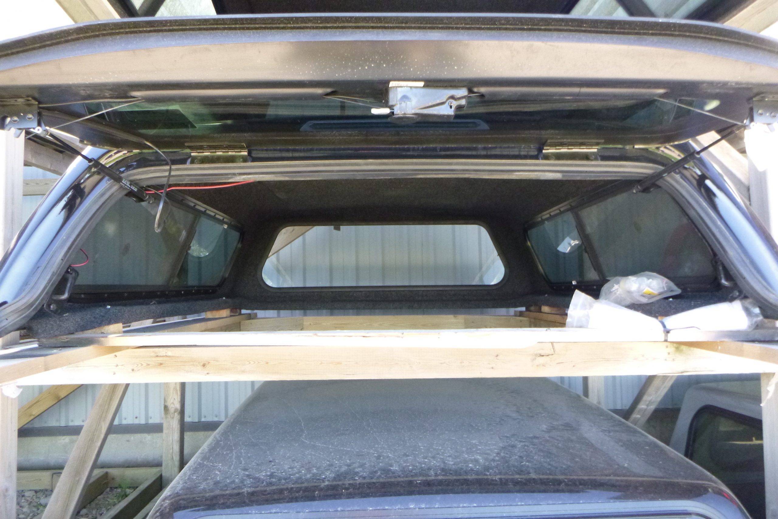 2019-2023 Ford Ranger 5'10 UM Black Leer 100XR Truck Cap - Image 3