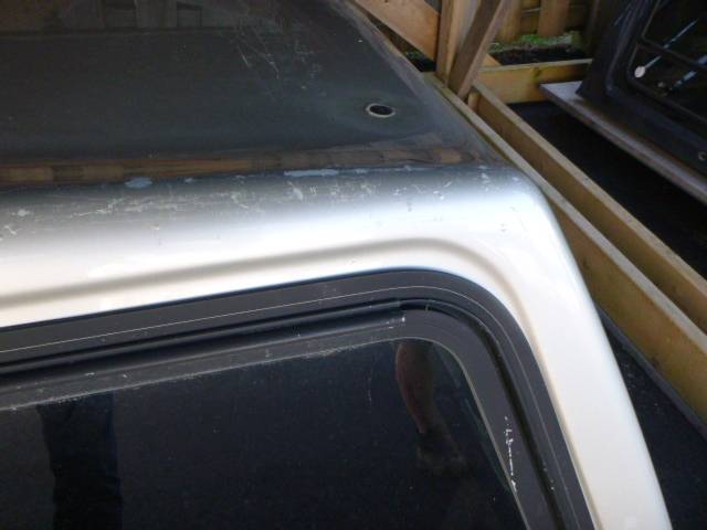 2004-2013 GMC Canyon or Chevrolet Colorado 6'2 Leer 122 Truck Cap - Image 5