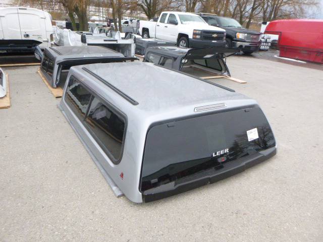 2021 - 2026 Ford F150 8' Iconic Silver Leer 100XR Truck Cap 3 2021 - 2026 Ford F150 8' Iconic Silver Leer 100XR Truck Cap - Image 3