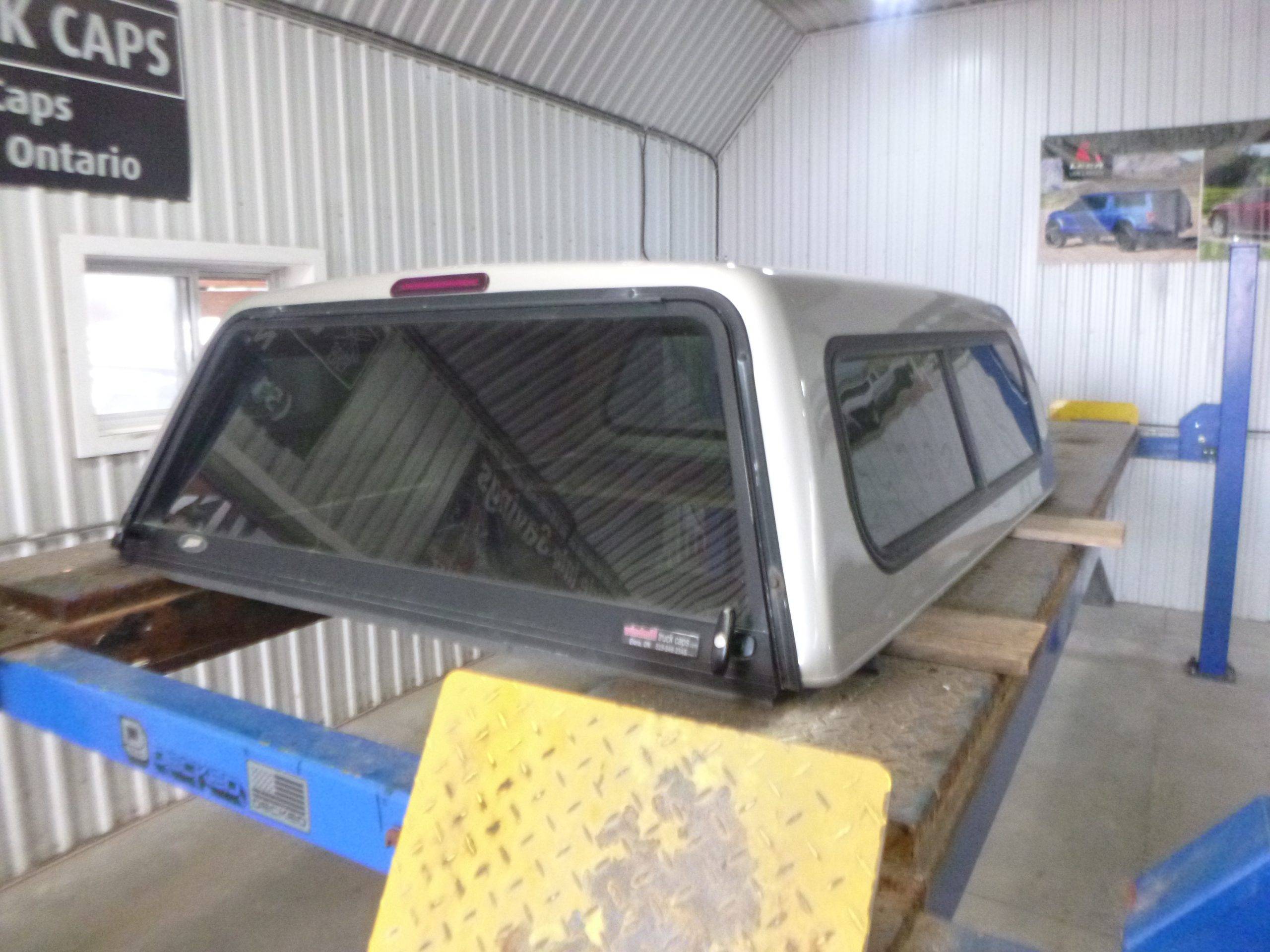 1999-2006 Chevrolet Silverado OR GMC Sierra 5-8' Pewter Truck Cap - Image 2