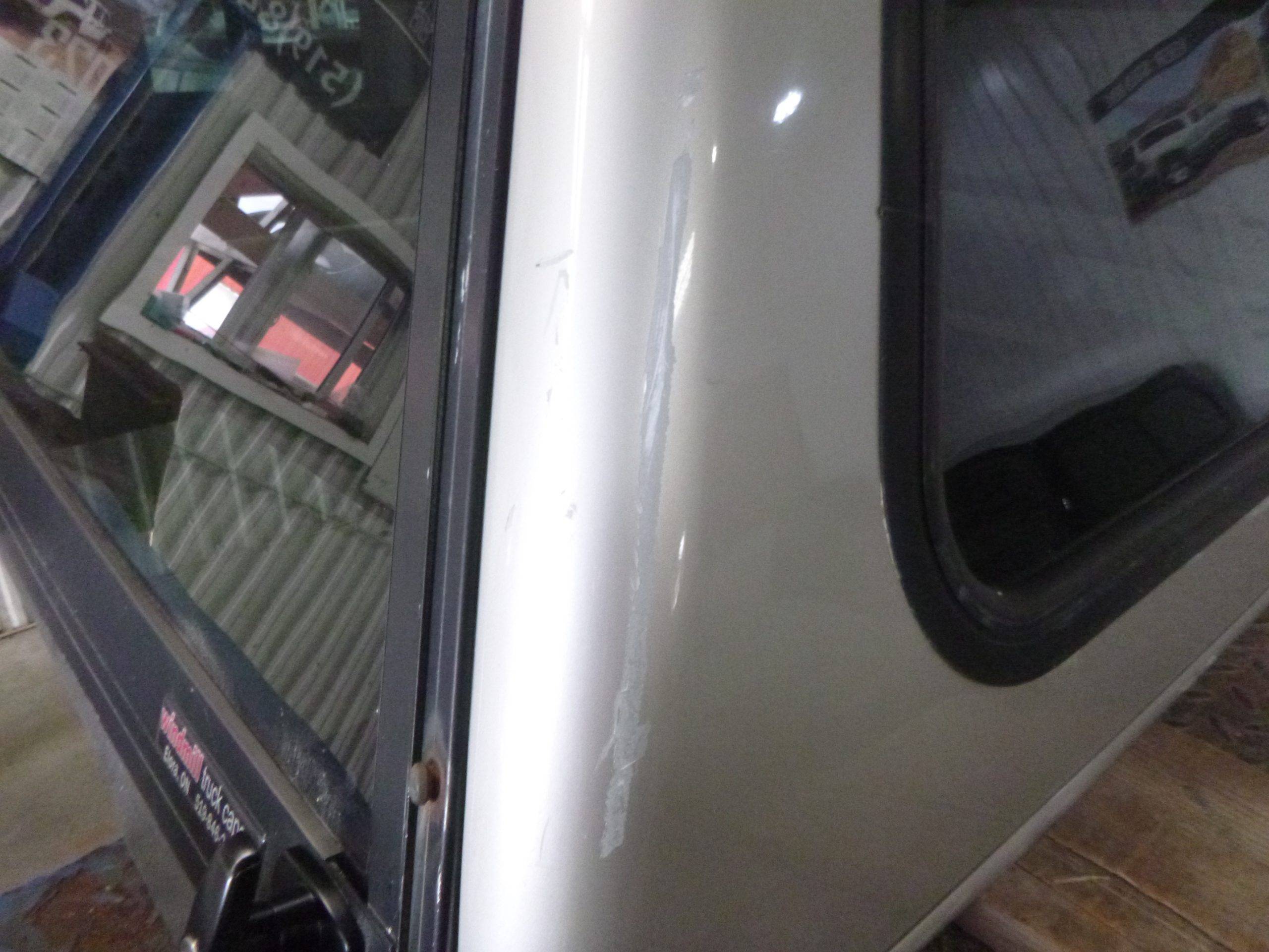 1999-2006 Chevrolet Silverado OR GMC Sierra 5-8' Pewter Truck Cap - Image 4