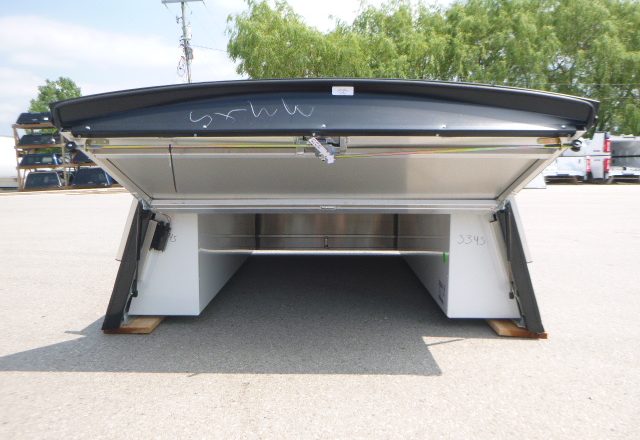 2021-2026 Ford F150 5.6' New Black Leer DCC Contractor truck cap - Image 4