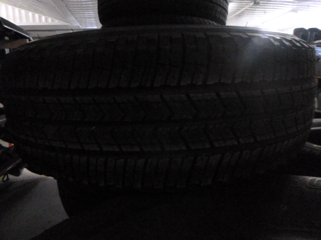 Michelin Primacy XC 275/65R18 Tires - Image 3