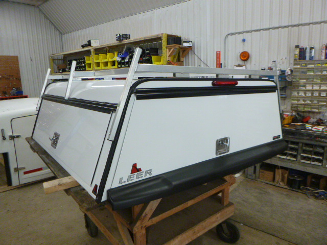 2021 - 2026 Ford F150 5'6 White Leer Contractor Truck Cap - Image 2