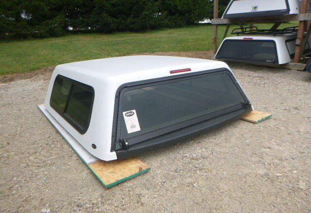 2024 - 2026 Toyota Tacoma 5'2 040 Super White Ranch Truck Cap - Image 2