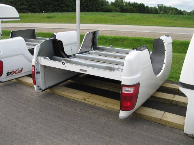 2009-2018 Dodge Ram 8' Brand new White Take off truck box - Image 2