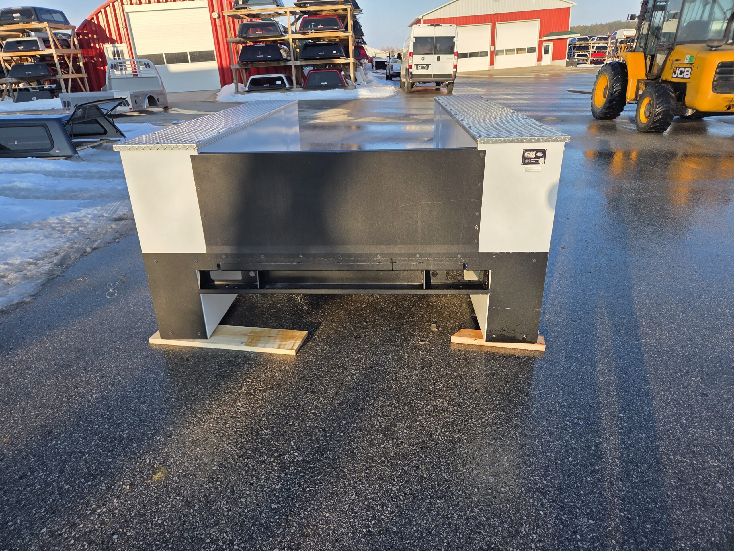 CM CMA9878VVSSG2 Aluminum Service body - Image 6