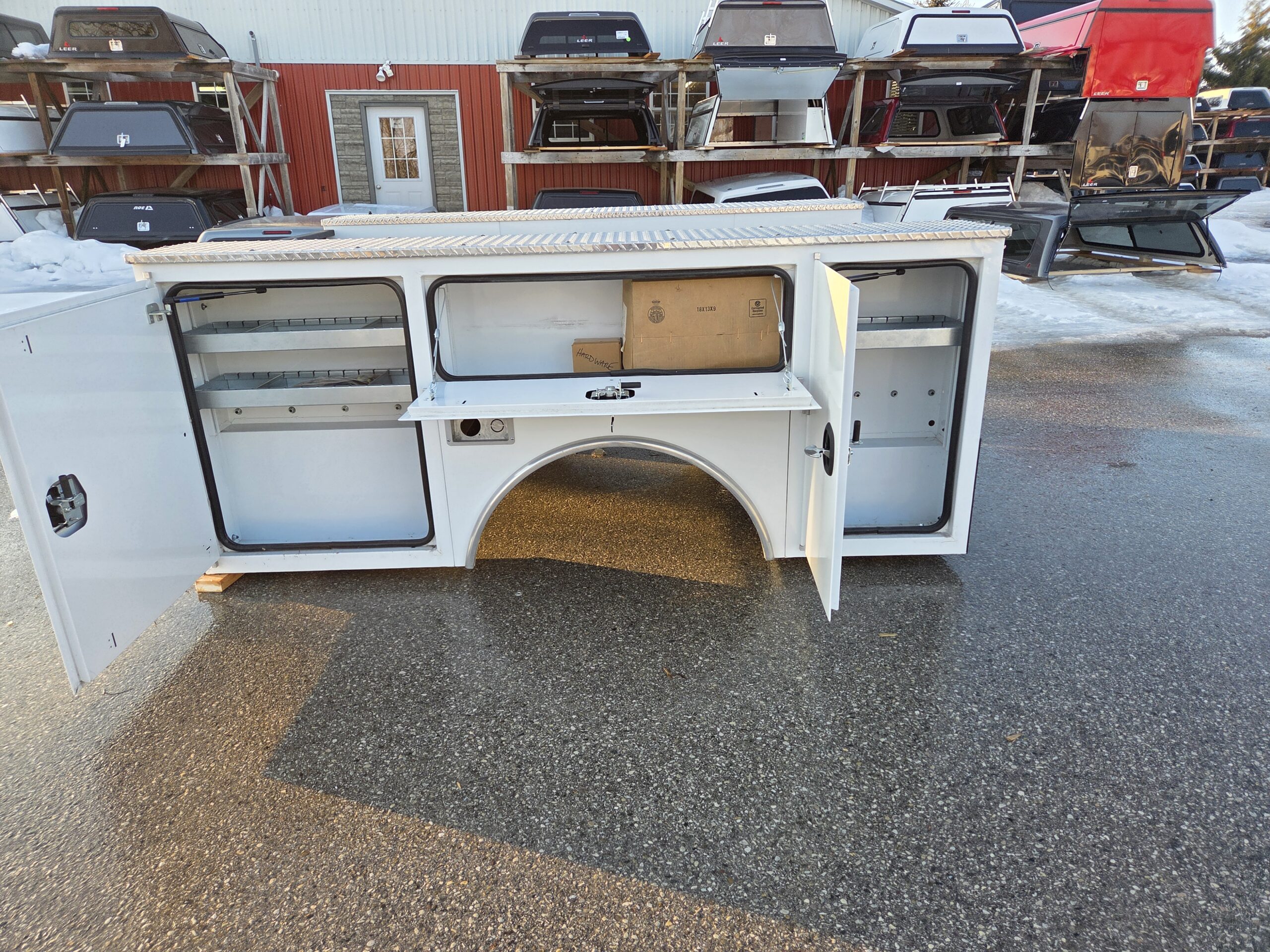 CM CMA9878VVSSG2 Aluminum Service body - Image 4