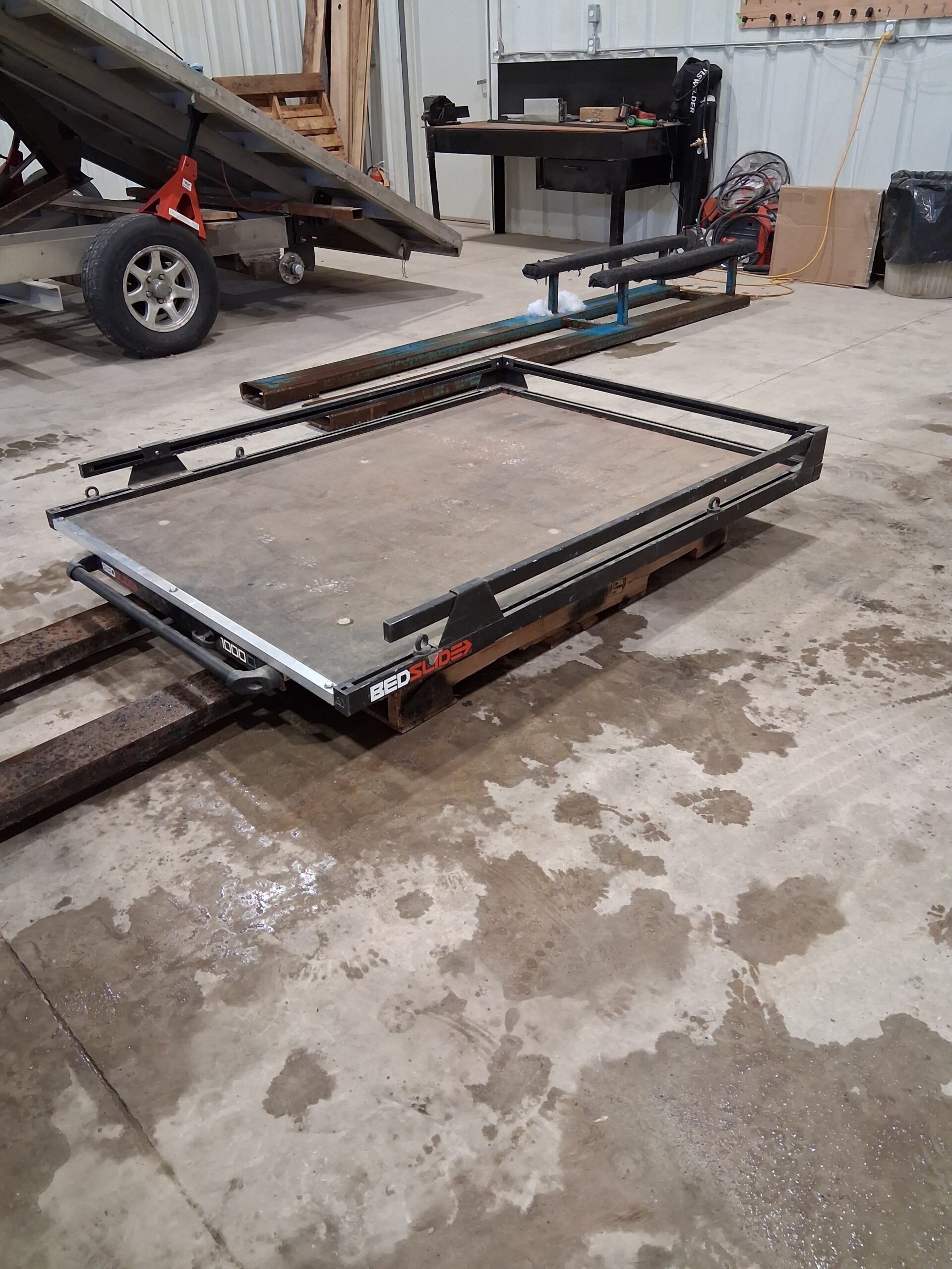 68" x 48" 1000lbs Bedslide *ONLY fits Chevrolet or GMC* 2 68" x 48" 1000lbs Bedslide *ONLY fits Chevrolet or GMC* - Image 2