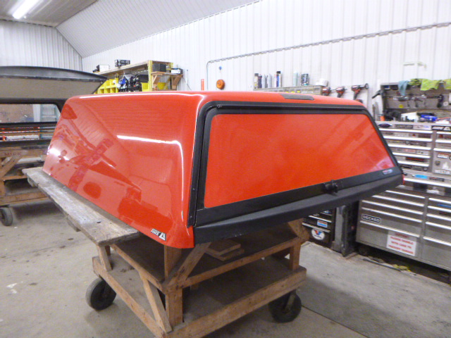 2021 - 2026 Ford F150 5'6 PQ Race Red ARE Truck Cap 2 2021 - 2026 Ford F150 5'6 PQ Race Red ARE Truck Cap - Image 2
