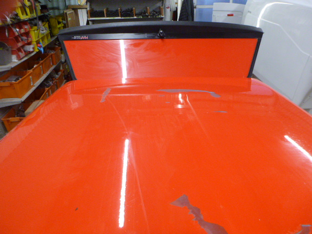 2021 - 2026 Ford F150 5'6 PQ Race Red ARE Truck Cap 5 2021 - 2026 Ford F150 5'6 PQ Race Red ARE Truck Cap - Image 5
