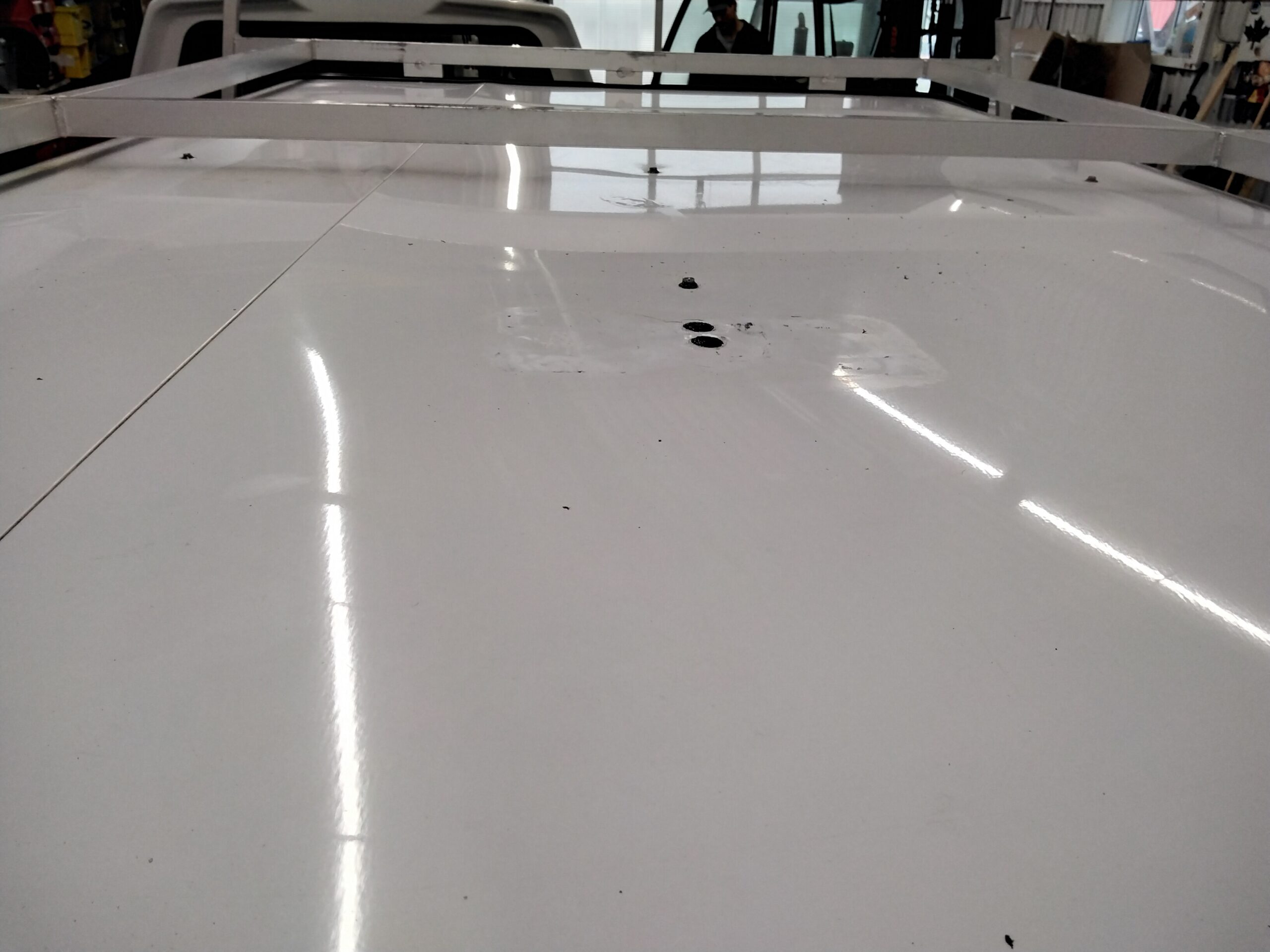 GMC Sierra or Chevrolet Silverado 6'6 White ARE Contractor Truck Cap 5 GMC Sierra or Chevrolet Silverado 6'6 White ARE Contractor Truck Cap - Image 5