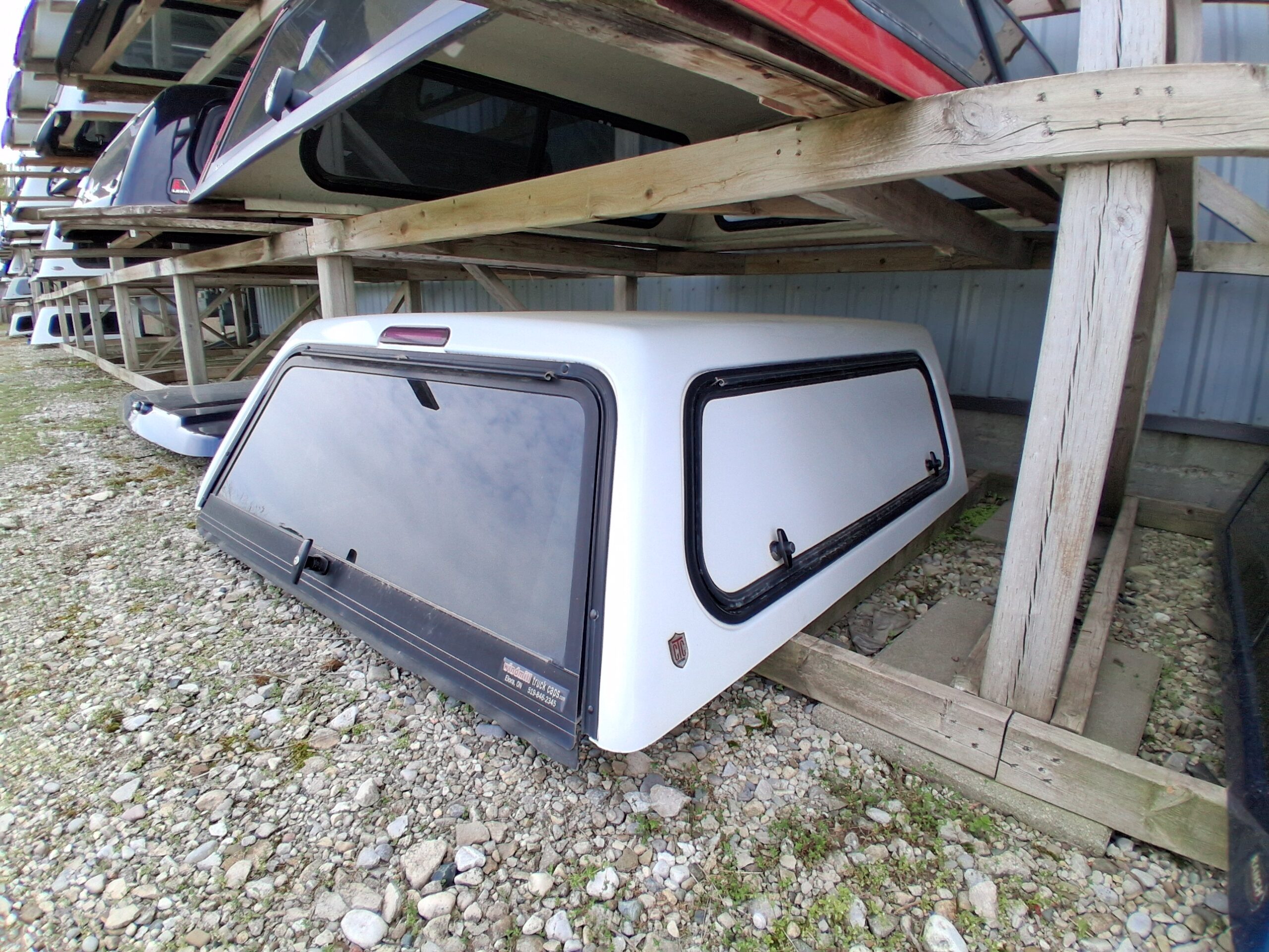 2004 - 2012 GMC Canyon or Chevrolet Colorado 5'2 White Century Truck Cap 2 2004 - 2012 GMC Canyon or Chevrolet Colorado 5'2 White Century Truck Cap - Image 2