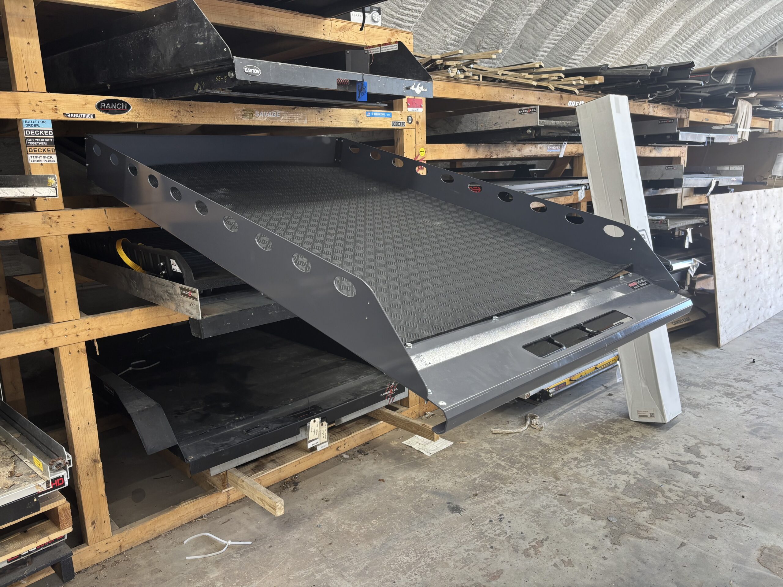 73" x 48" 2000 lbs JT Slide 2 73" x 48" 2000 lbs JT Slide - Image 2