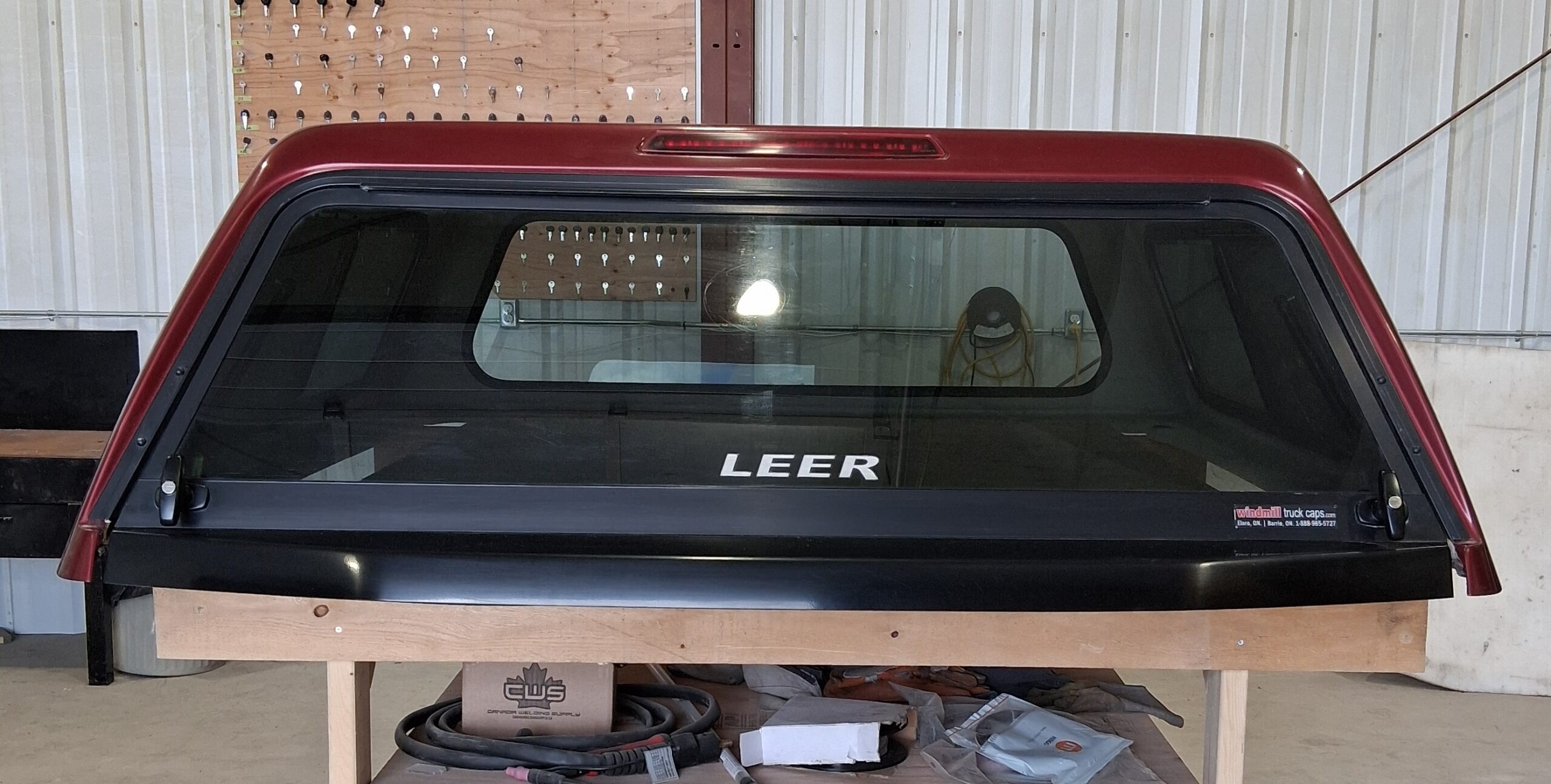 2015-2020 Ford F150 5'6 Ruby Red Leer Truck Cap 3 2015-2020 Ford F150 5'6 Ruby Red Leer Truck Cap - Image 3