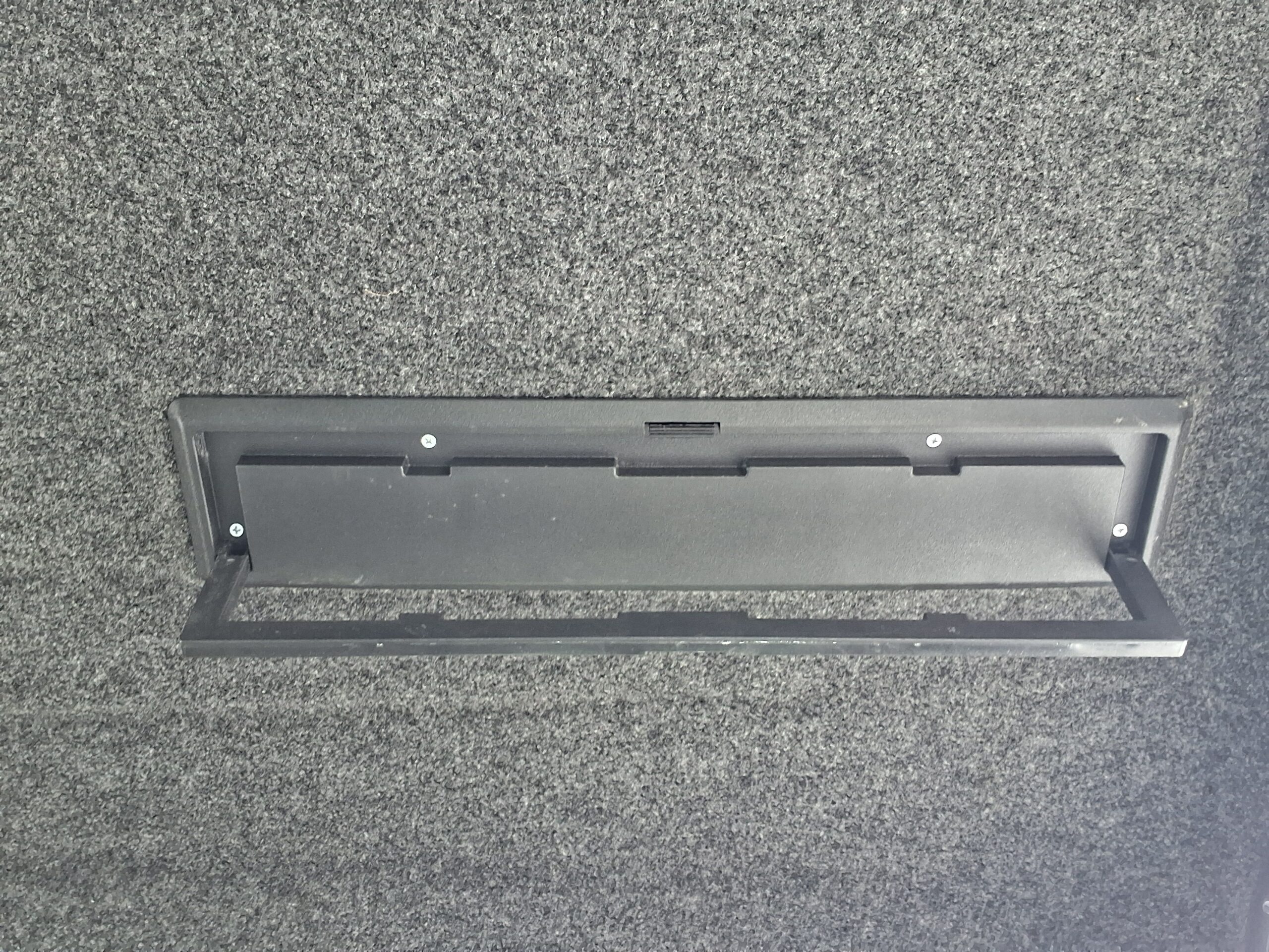 2015- 2020 Ford F-150 6'6 HU Tuxedo Black Leer High Rise Truck Cap 6 2015- 2020 Ford F-150 6'6 HU Tuxedo Black Leer High Rise Truck Cap - Image 6