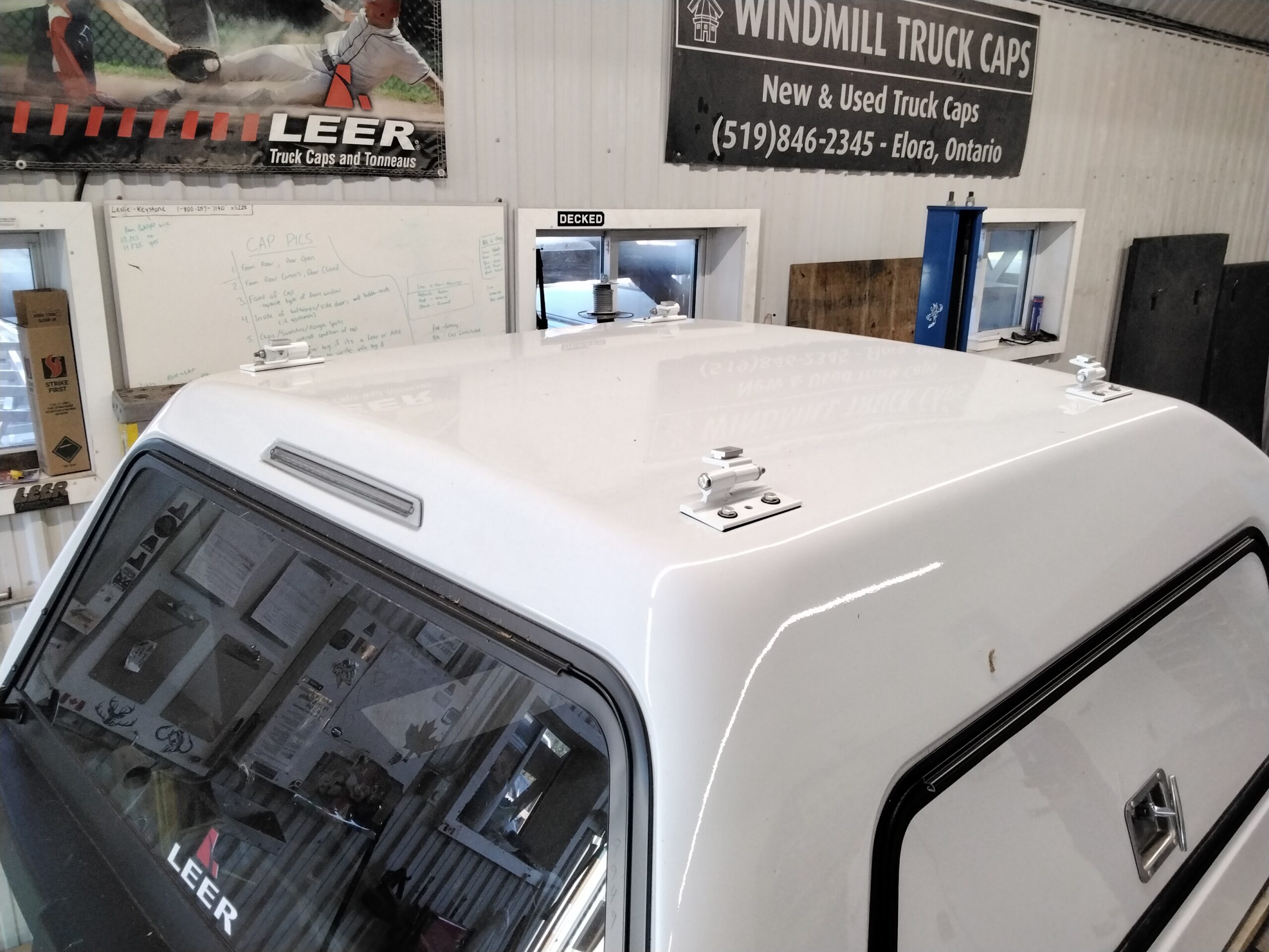 2021 - 2026 Ford F150 5'6 YZ White Leer180CC Truck Cap 6 2021 - 2026 Ford F150 5'6 YZ White Leer180CC Truck Cap - Image 6