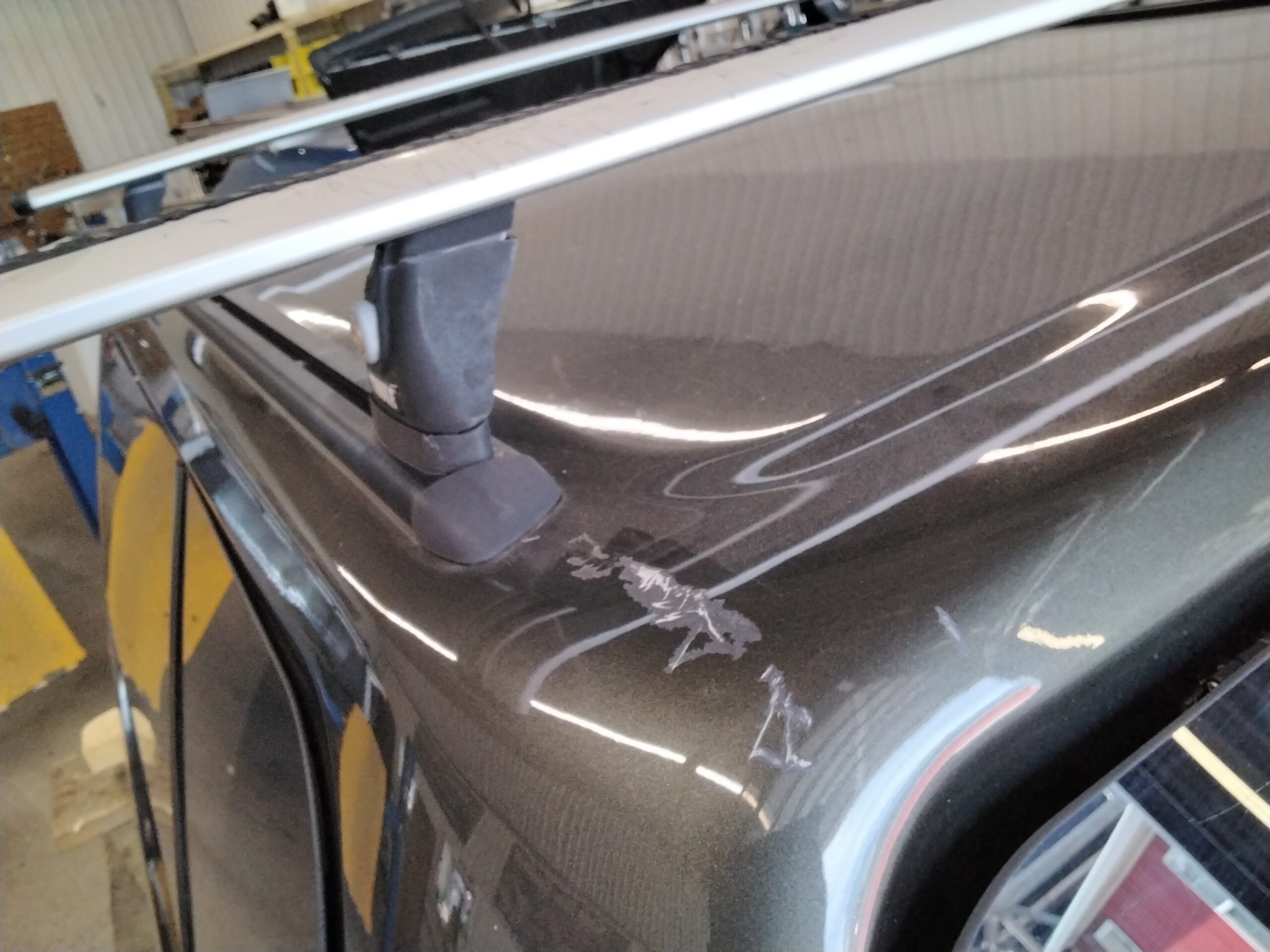 2015 - 2022 GMC Canyon or Chevrolet Colorado 5'2 GMW Leer100XL Truck Cap 6 2015 - 2022 GMC Canyon or Chevrolet Colorado 5'2 GMW Leer100XL Truck Cap - Image 6