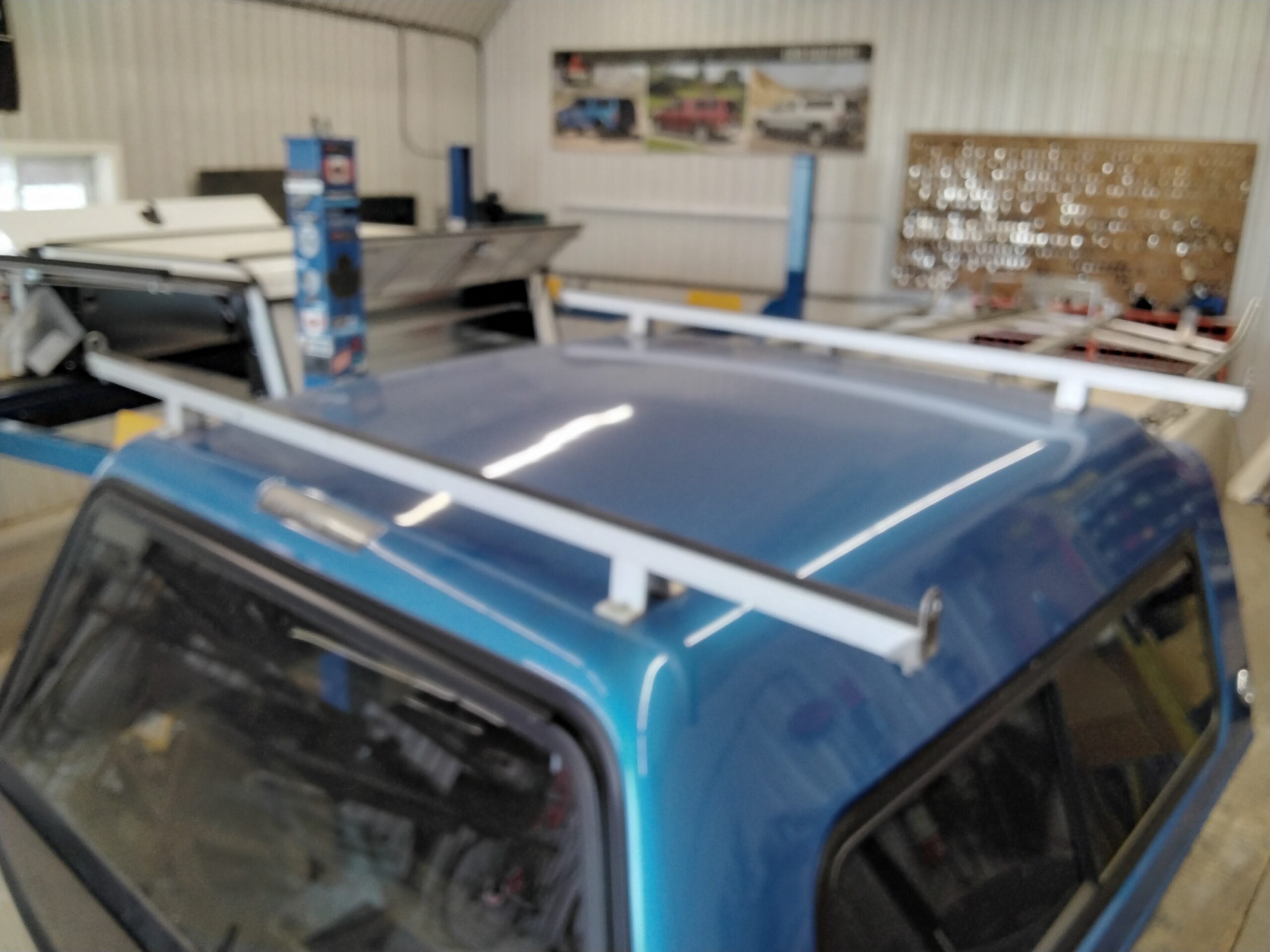 Dodge Ram 5'7 Hydro Blue ARE Truck Cap 4 Dodge Ram 5'7 Hydro Blue ARE Truck Cap - Image 4