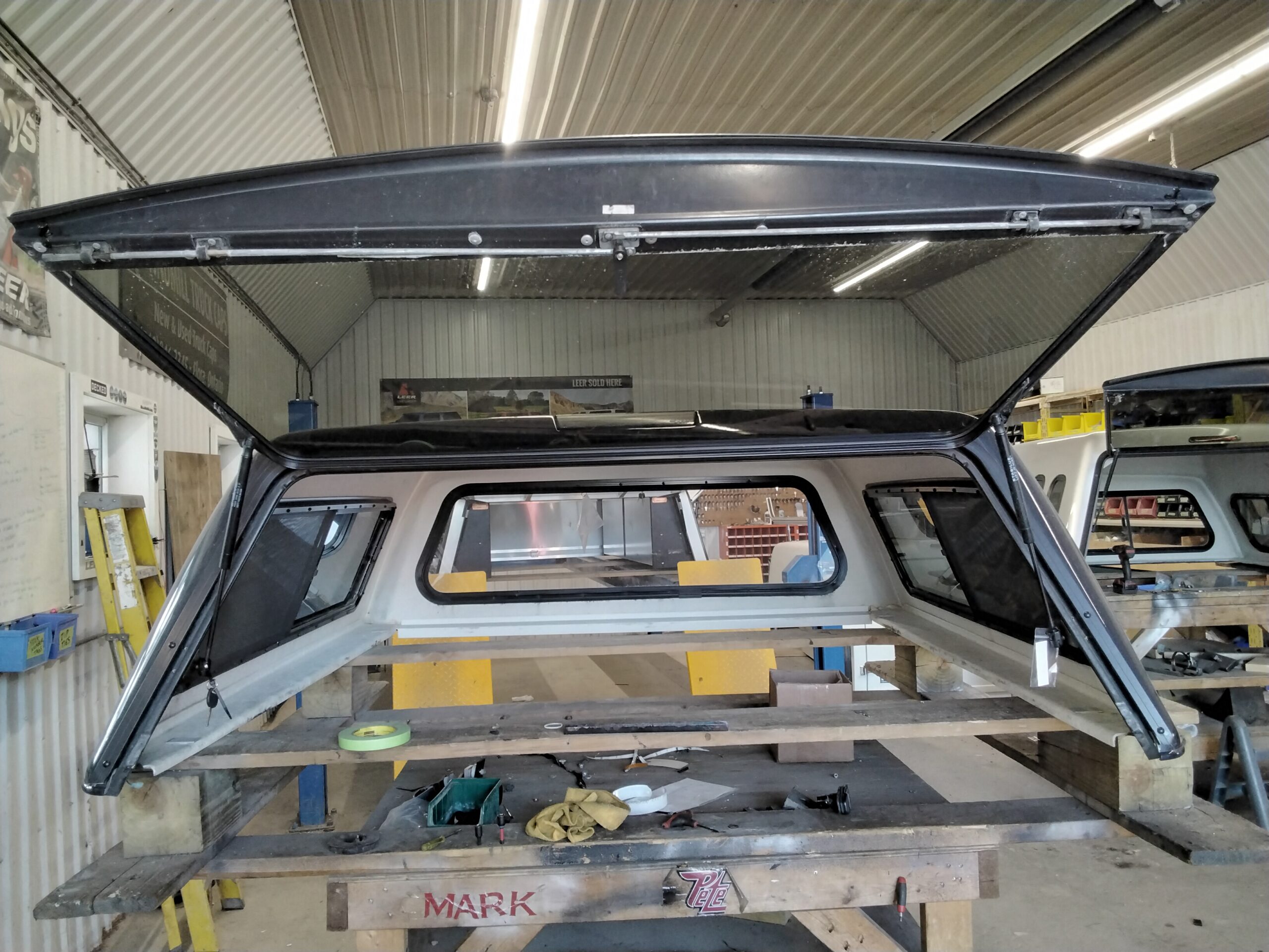 Dodge Ram 5'7 PAR Maximum Steel Contour III Truck Cap 3 Dodge Ram 5'7 PAR Maximum Steel Contour III Truck Cap - Image 3
