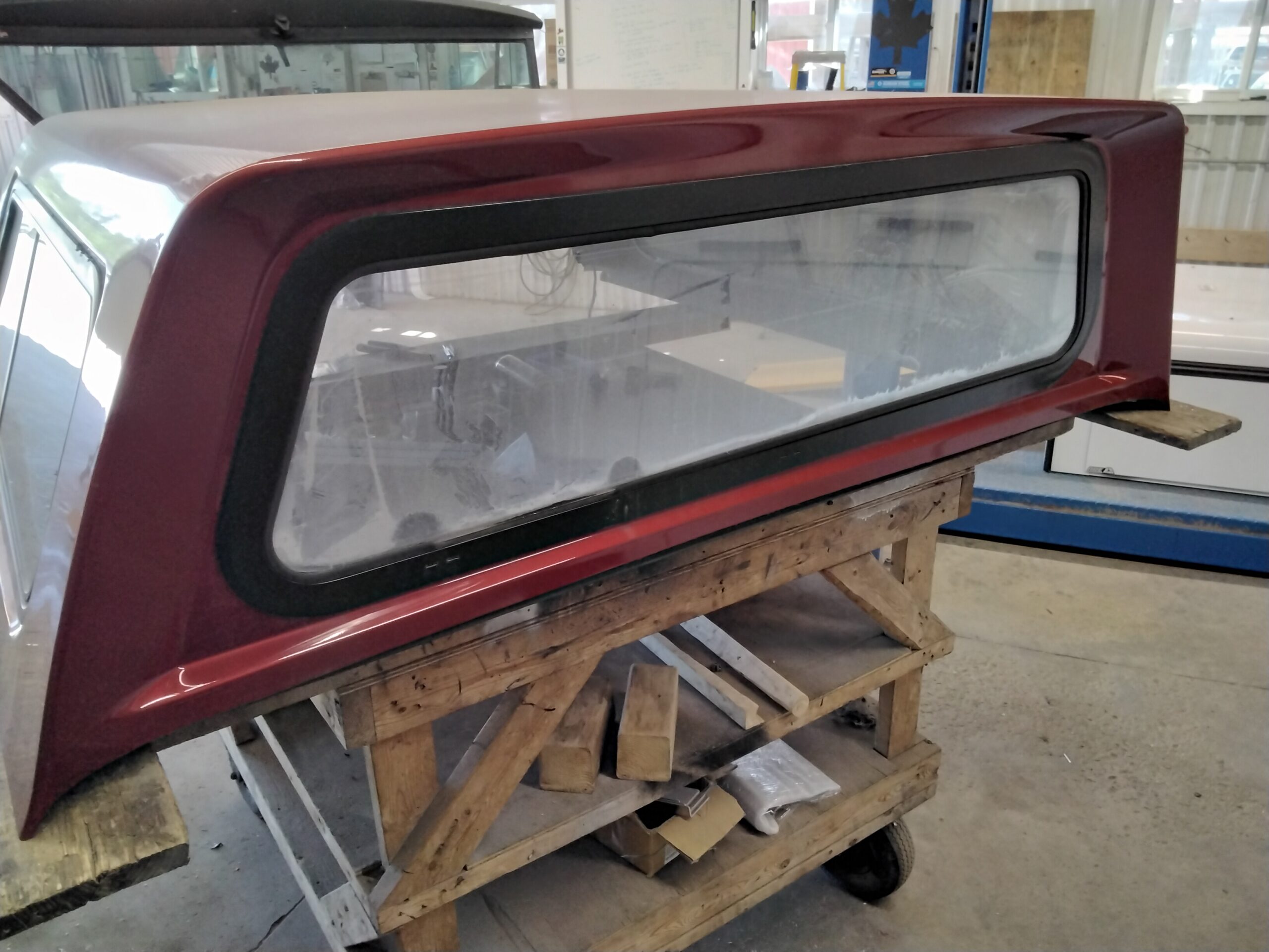 2021 - 2026 Ford F150 5'6 D4 Lucid Red Contour IV Truck Cap 4 2021 - 2026 Ford F150 5'6 D4 Lucid Red Contour IV Truck Cap - Image 4