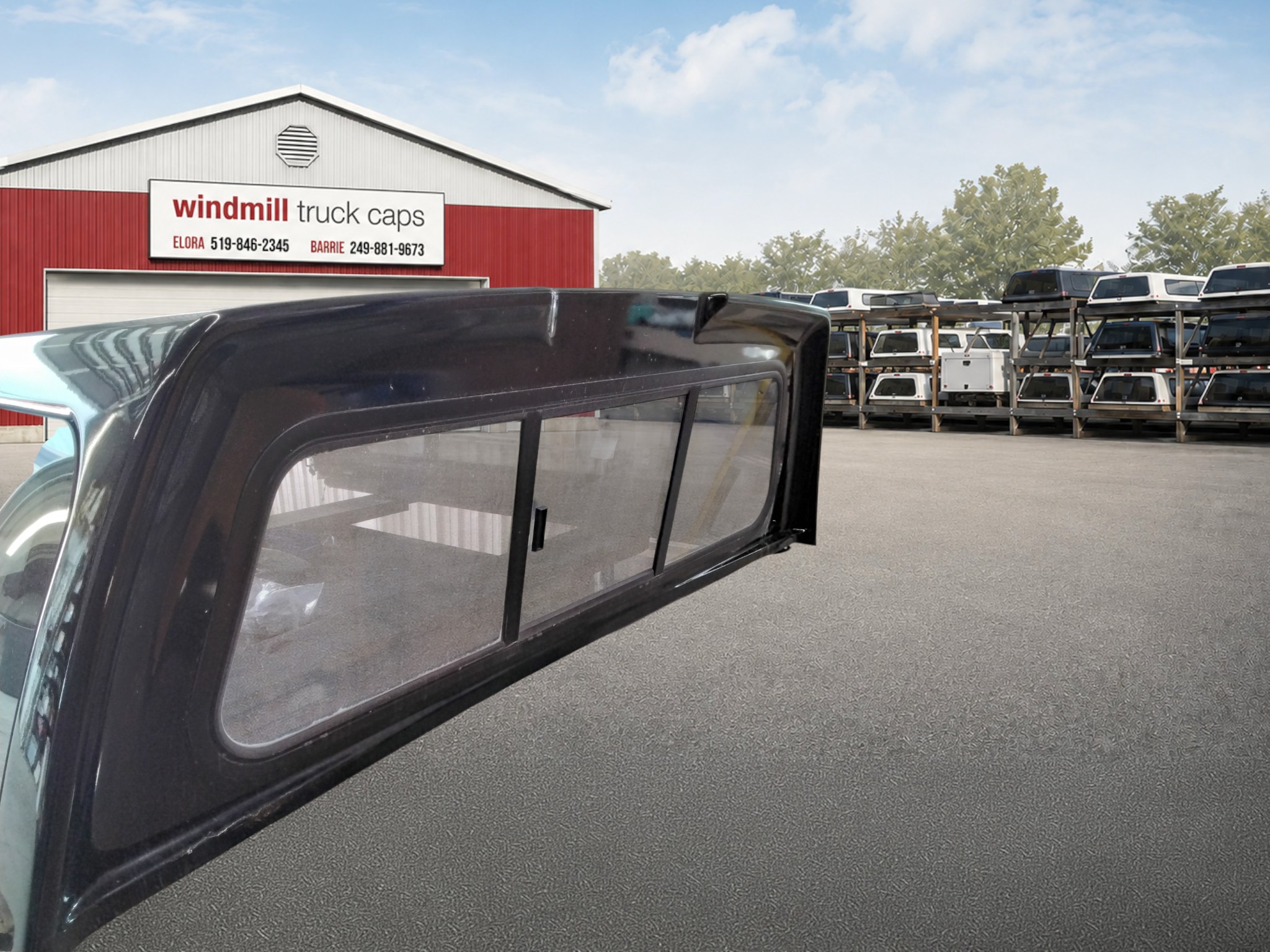 Dodge Ram 6'4 PX8 Black Leer100XL Truck Cap 4 Dodge Ram 6'4 PX8 Black Leer100XL Truck Cap - Image 4