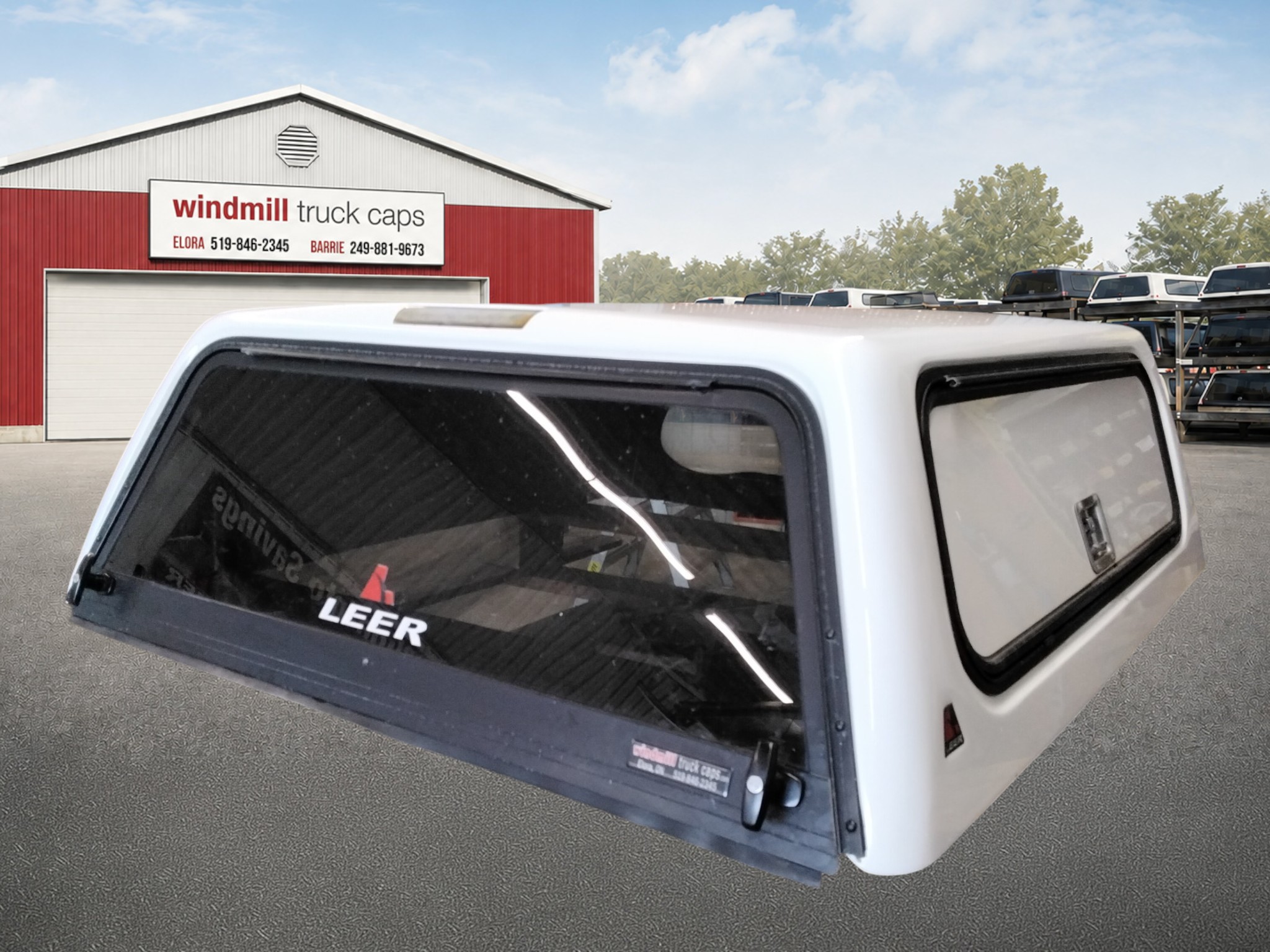 2004 - 2012 Chevrolet Colorado or GMC Canyon 5'2 50 Olympic White Leer100RCC Truck Cap 2 2004 - 2012 Chevrolet Colorado or GMC Canyon 5'2 50 Olympic White Leer100RCC Truck Cap - Image 2