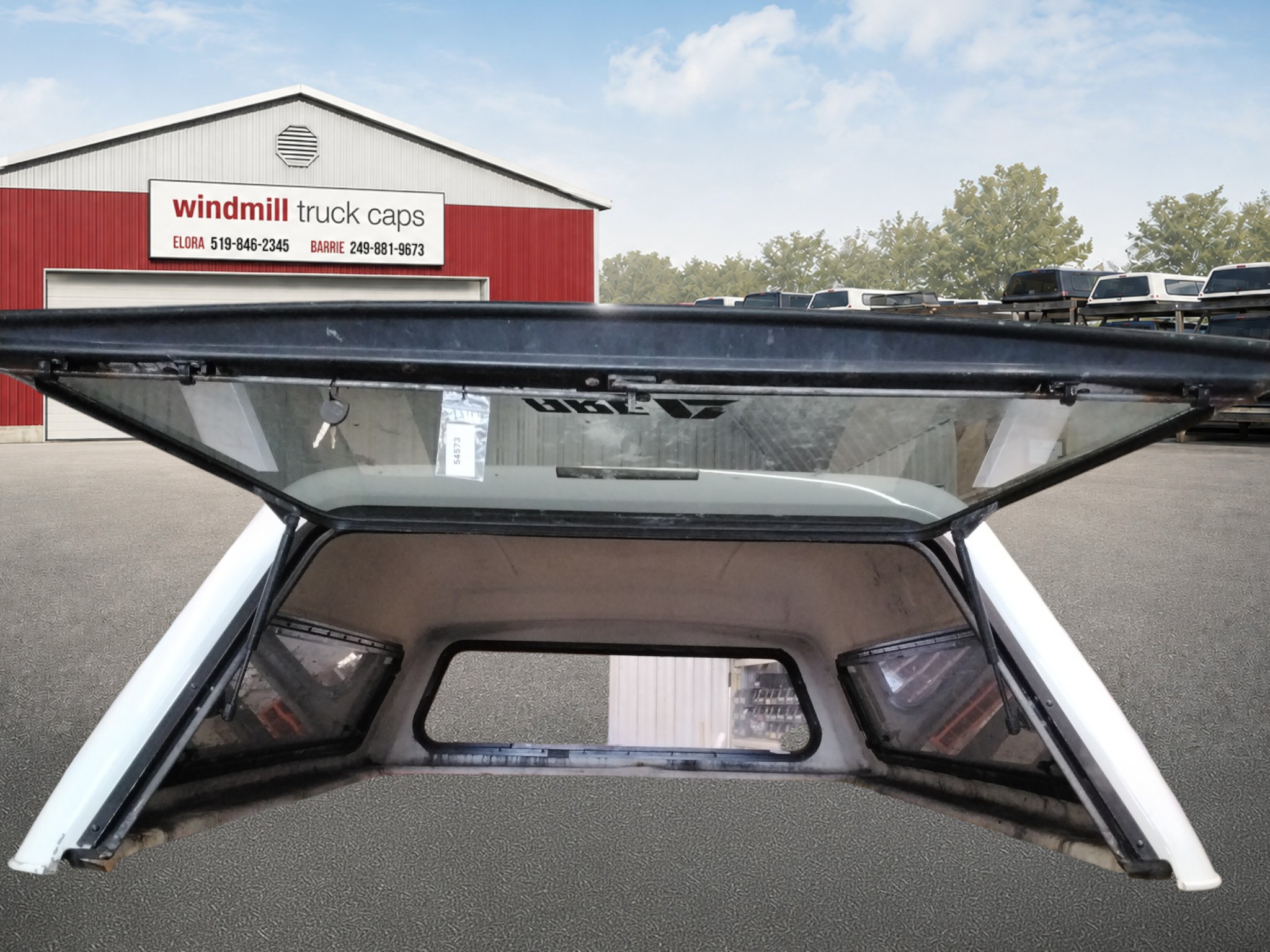 GMC Sierra or Chevrolet Silverado 6'6 50 Olympic White ARE Midrise Truck Cap 3 GMC Sierra or Chevrolet Silverado 6'6 50 Olympic White ARE Midrise Truck Cap - Image 3