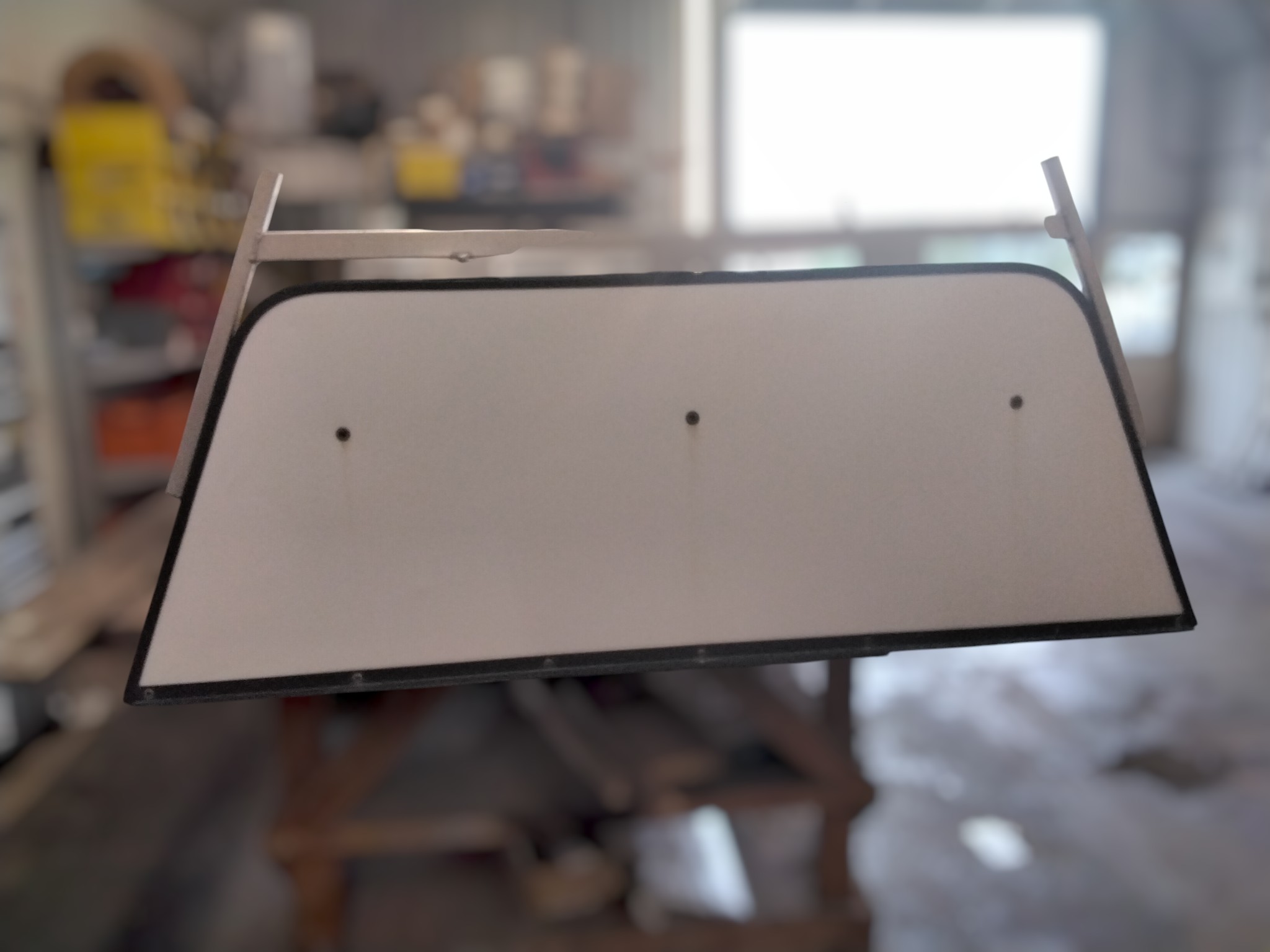 2015 - 2022 GMC Canyon or Chevrolet Colorado 6'2 White Leer Contractor Truck Cap 4 2015 - 2022 GMC Canyon or Chevrolet Colorado 6'2 White Leer Contractor Truck Cap - Image 4