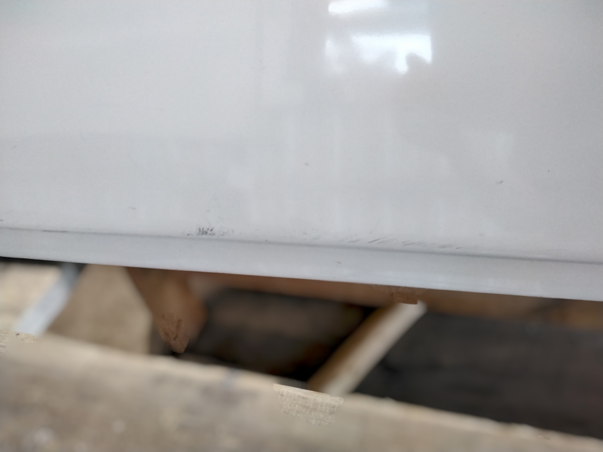 2019 - 2023 Ford Ranger 6' White Leer Contractor Truck Cap 6 2019 - 2023 Ford Ranger 6' White Leer Contractor Truck Cap - Image 6