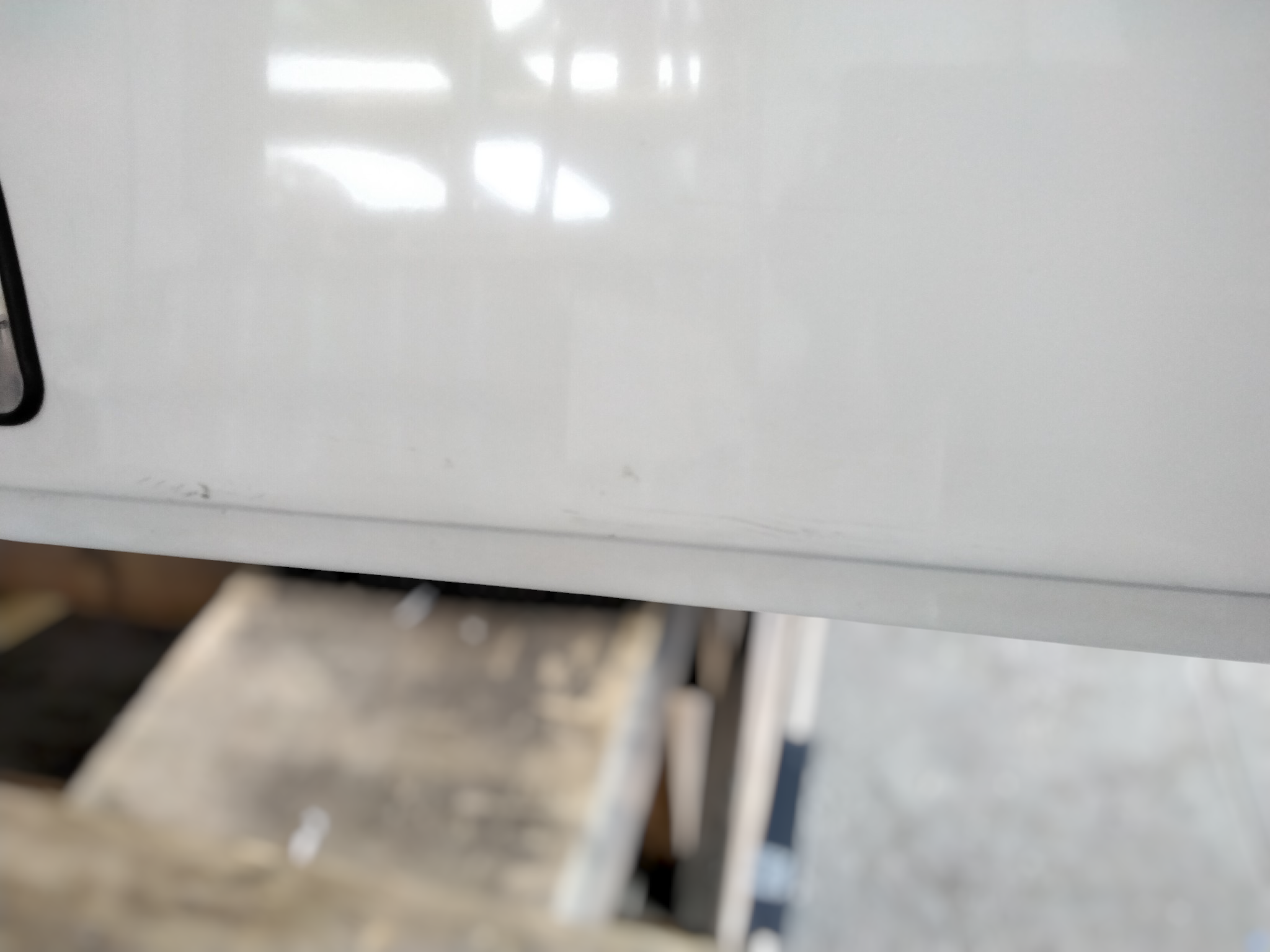 2019 - 2023 Ford Ranger 6' White Leer Contractor Truck Cap 8 2019 - 2023 Ford Ranger 6' White Leer Contractor Truck Cap - Image 8