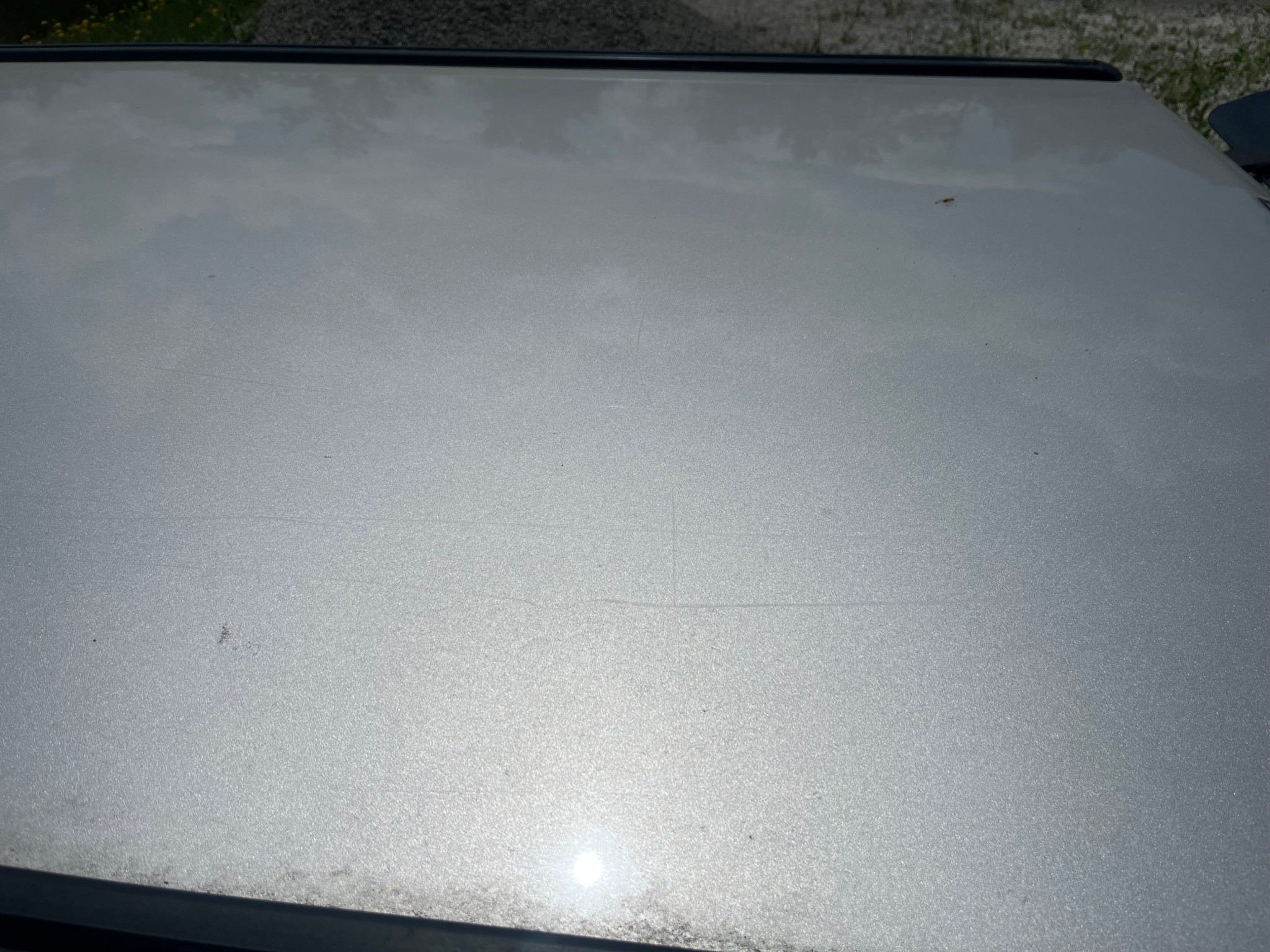 2009 - 2014 Ford F150 6'6 Silver Leer100XL Truck Cap 4 2009 - 2014 Ford F150 6'6 Silver Leer100XL Truck Cap - Image 4