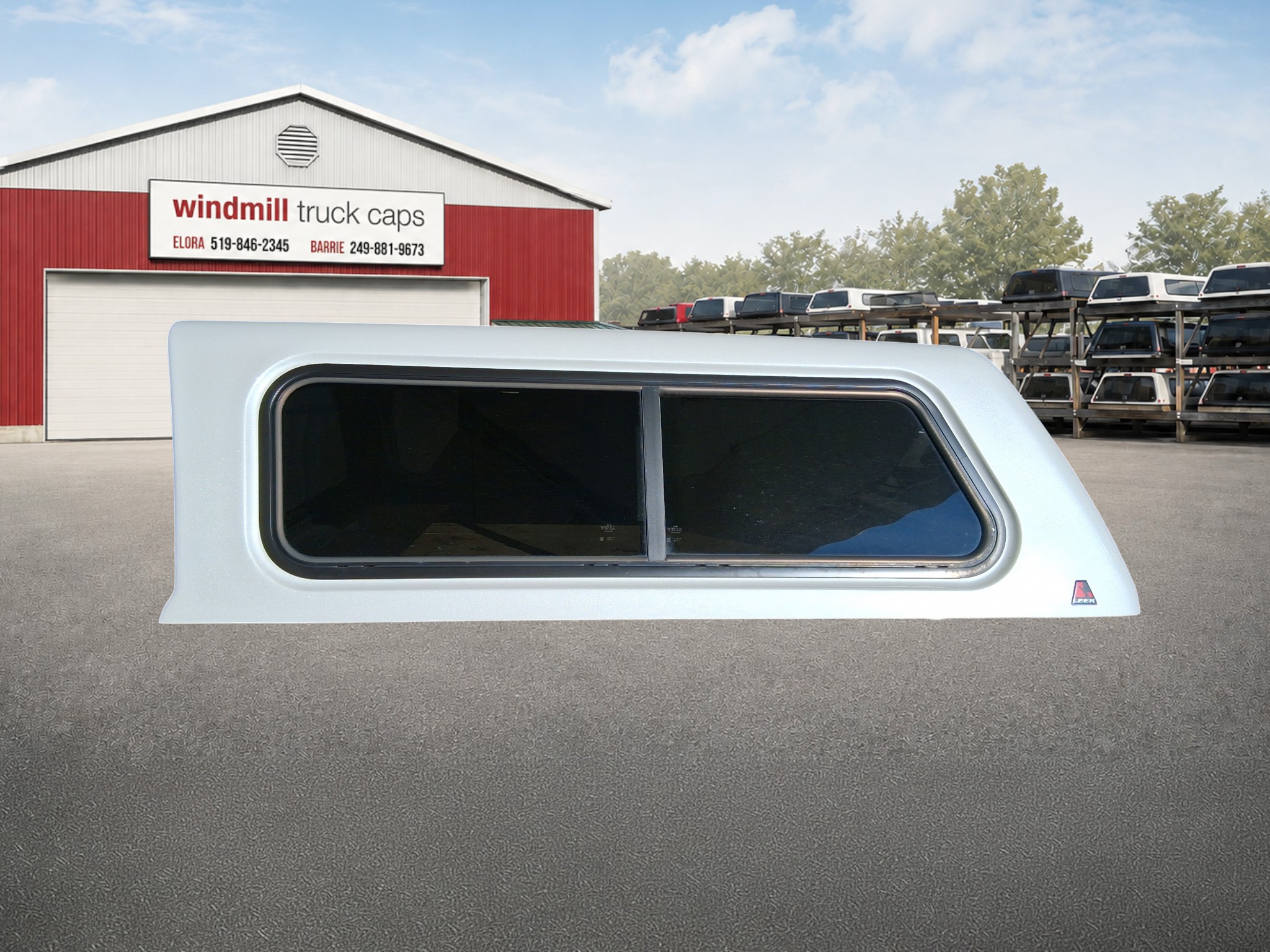 2022 - 2026 Toyota Tundra 5'6 089 Wind Chill Pearl Tricoat Leer100XR Truck Cap 2 2022 - 2026 Toyota Tundra 5'6 089 Wind Chill Pearl Tricoat Leer100XR Truck Cap - Image 2