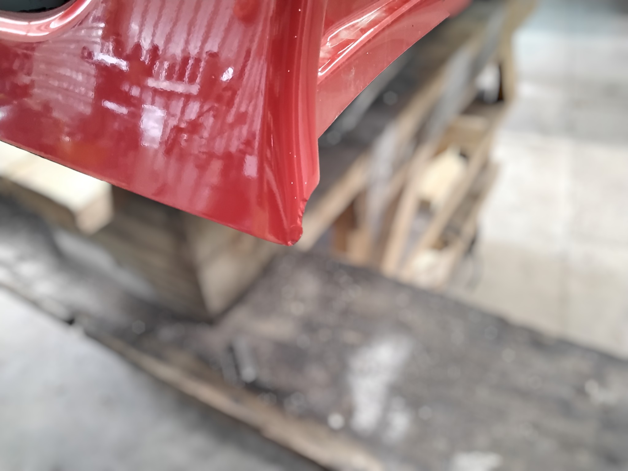 GMC Sierra or Chevrolet Silverado 5'8 G7C Pull Me Over Red Leer100R Truck Cap 4 GMC Sierra or Chevrolet Silverado 5'8 G7C Pull Me Over Red Leer100R Truck Cap - Image 4