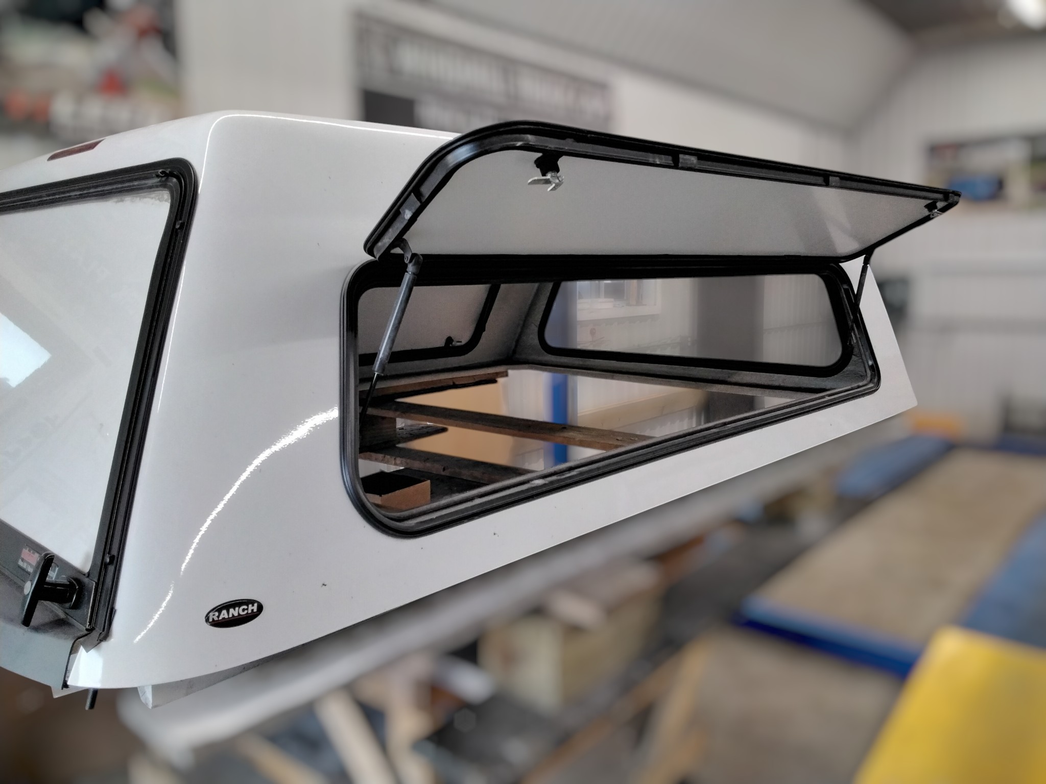 2020 - 2026 Chevrolet Silverado HD 2500/3500 8' *Regular Cab Only* GAZ White Ranch Truck Cap 4 2020 - 2026 Chevrolet Silverado HD 2500/3500 8' *Regular Cab Only* GAZ White Ranch Truck Cap - Image 4