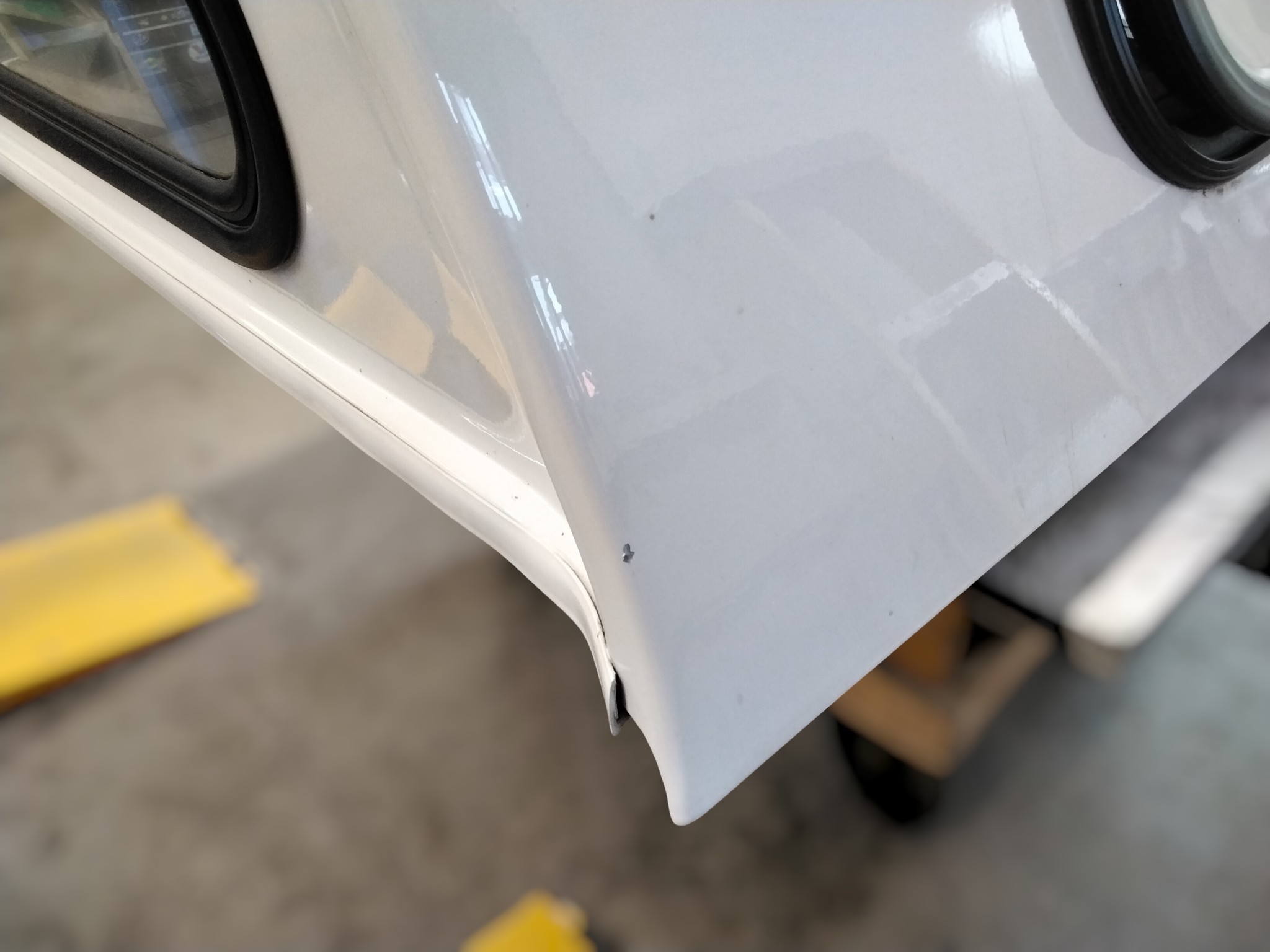 2020 - 2026 Chevrolet Silverado HD 2500/3500 8' *Regular Cab Only* GAZ White Ranch Truck Cap 8 2020 - 2026 Chevrolet Silverado HD 2500/3500 8' *Regular Cab Only* GAZ White Ranch Truck Cap - Image 8