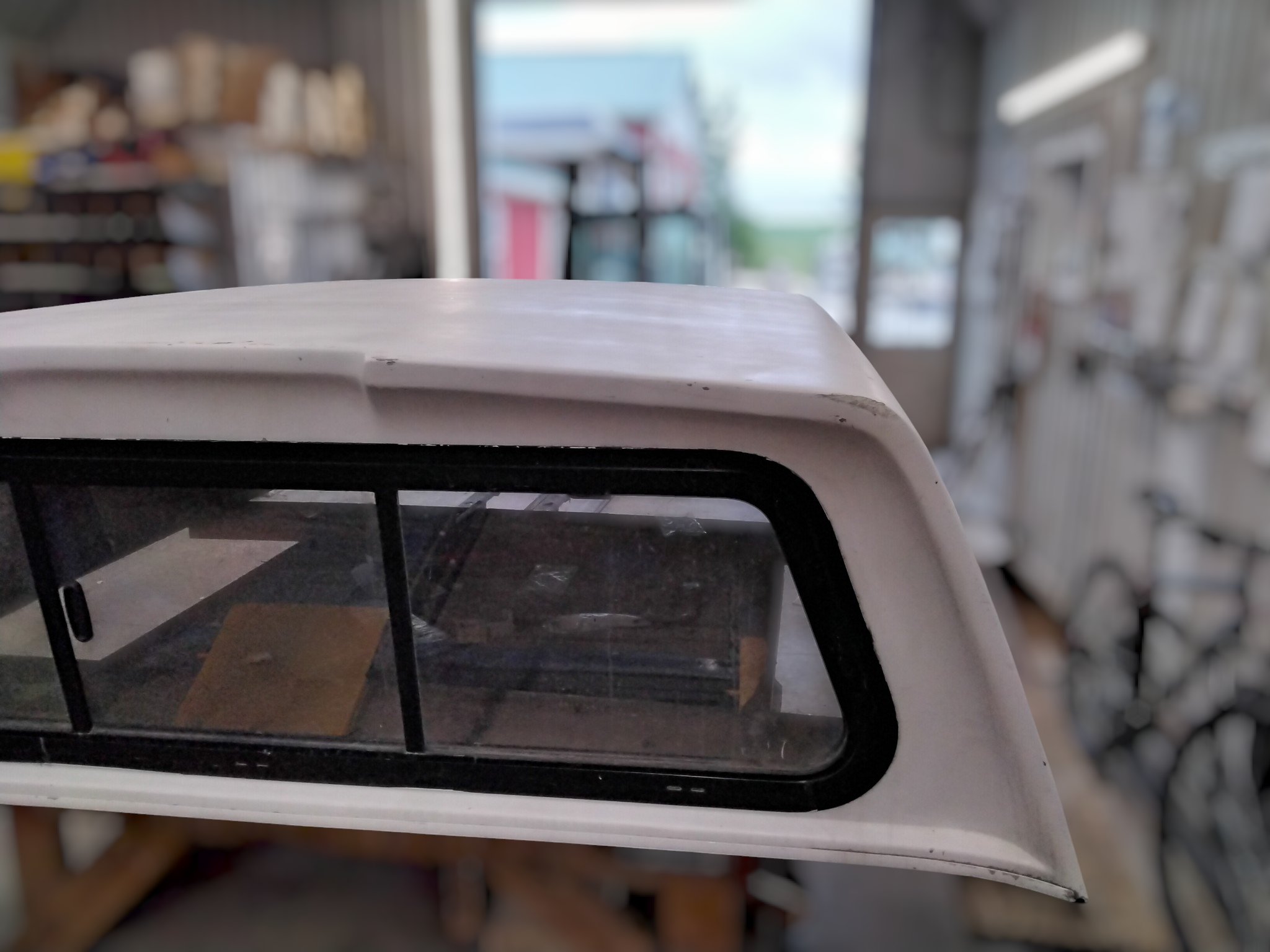 GMC Sierra or Chevrolet Silverado 5'8 White Jason Truck Cap 8 GMC Sierra or Chevrolet Silverado 5'8 White Jason Truck Cap - Image 8