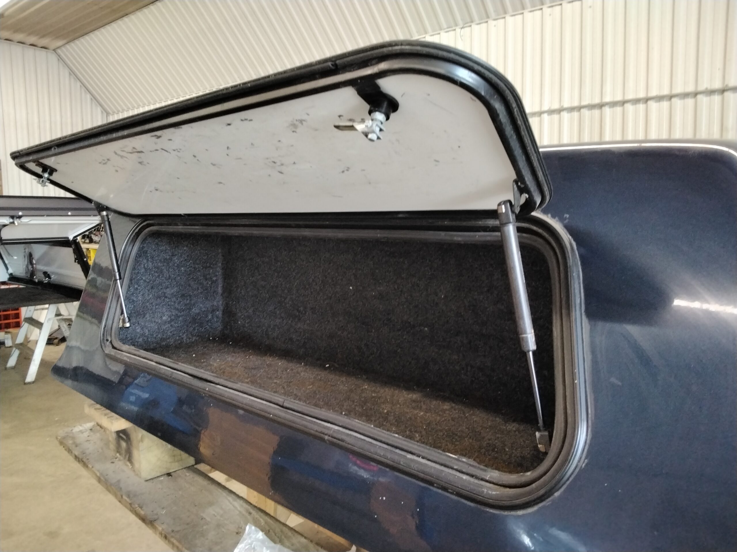2009 - 2014 Ford F150 5'6 N1 Blue Ranch Truck Cap 6 2009 - 2014 Ford F150 5'6 N1 Blue Ranch Truck Cap - Image 6