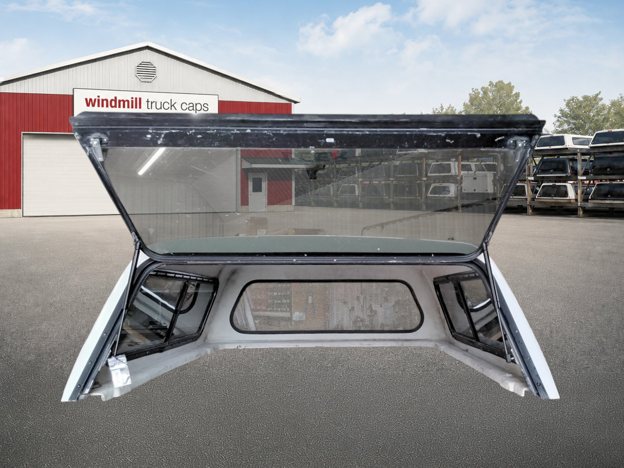 1993 - 2012 Ford Ranger 6' YZ White Leer Truck Cap 3 1993 - 2012 Ford Ranger 6' YZ White Leer Truck Cap - Image 3