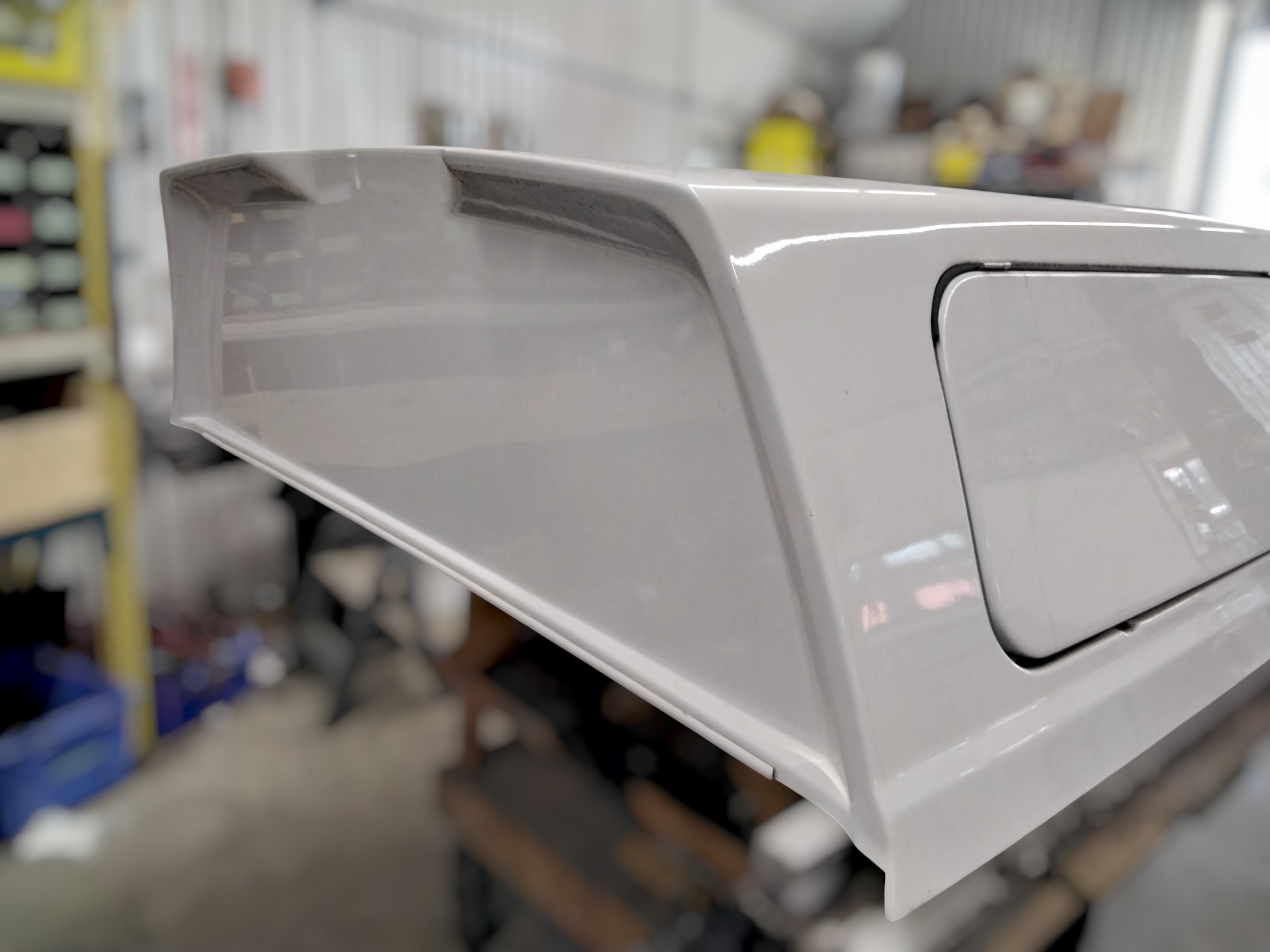 2021 - 2026 Ford F150 8' YZ White Workforce ATC Series Truck Cap 6 2021 - 2026 Ford F150 8' YZ White Workforce ATC Series Truck Cap - Image 6