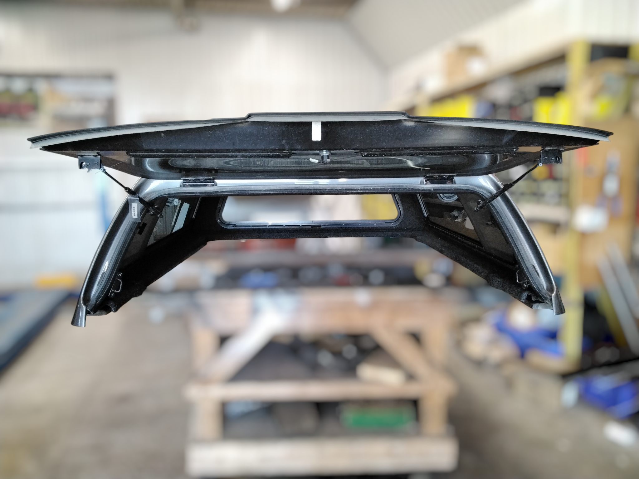 2021 - 2026 Ford F150 6'6 M7 Carbonized Grey Leer100XL Truck Cap 3 2021 - 2026 Ford F150 6'6 M7 Carbonized Grey Leer100XL Truck Cap - Image 3