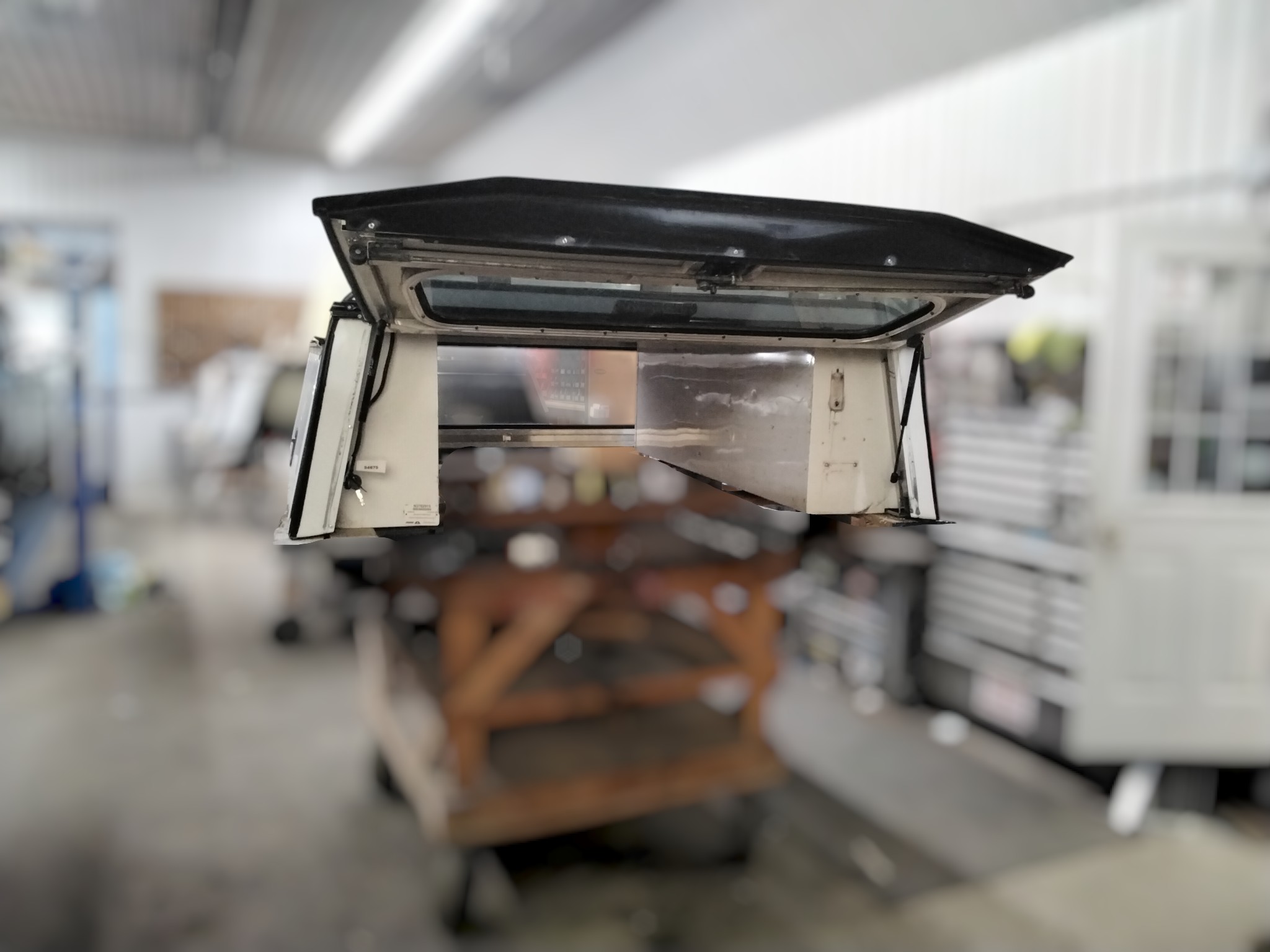 2015 - 2020 Ford F150 6'6 White ARE Contractor Truck Cap 3 2015 - 2020 Ford F150 6'6 White ARE Contractor Truck Cap - Image 3