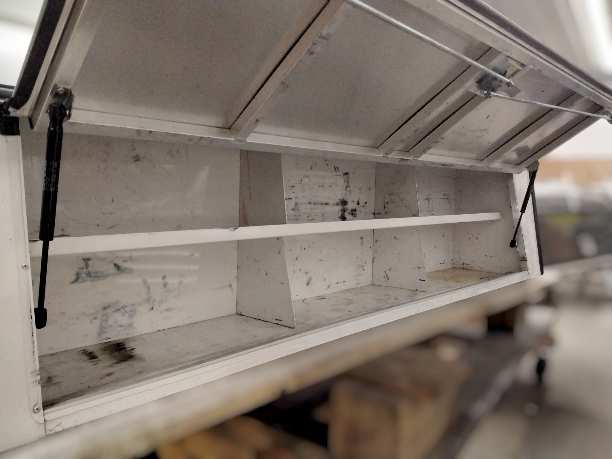 2015 - 2020 Ford F150 6'6 White ARE Contractor Truck Cap 7 2015 - 2020 Ford F150 6'6 White ARE Contractor Truck Cap - Image 7