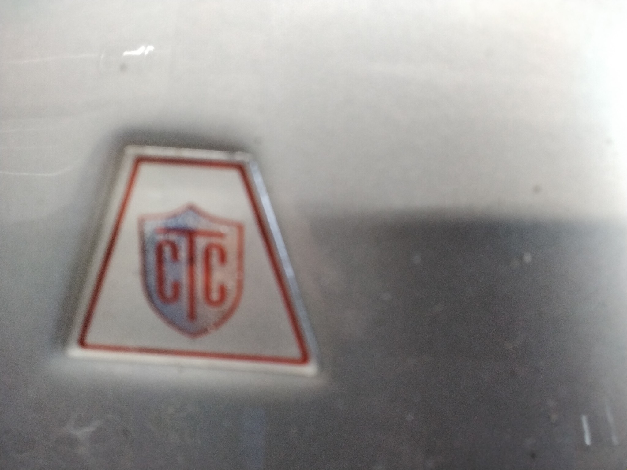 2007 - 2013 GMC Sierra 5'8 Silver Truck Cap 7 2007 - 2013 GMC Sierra 5'8 Silver Truck Cap - Image 7