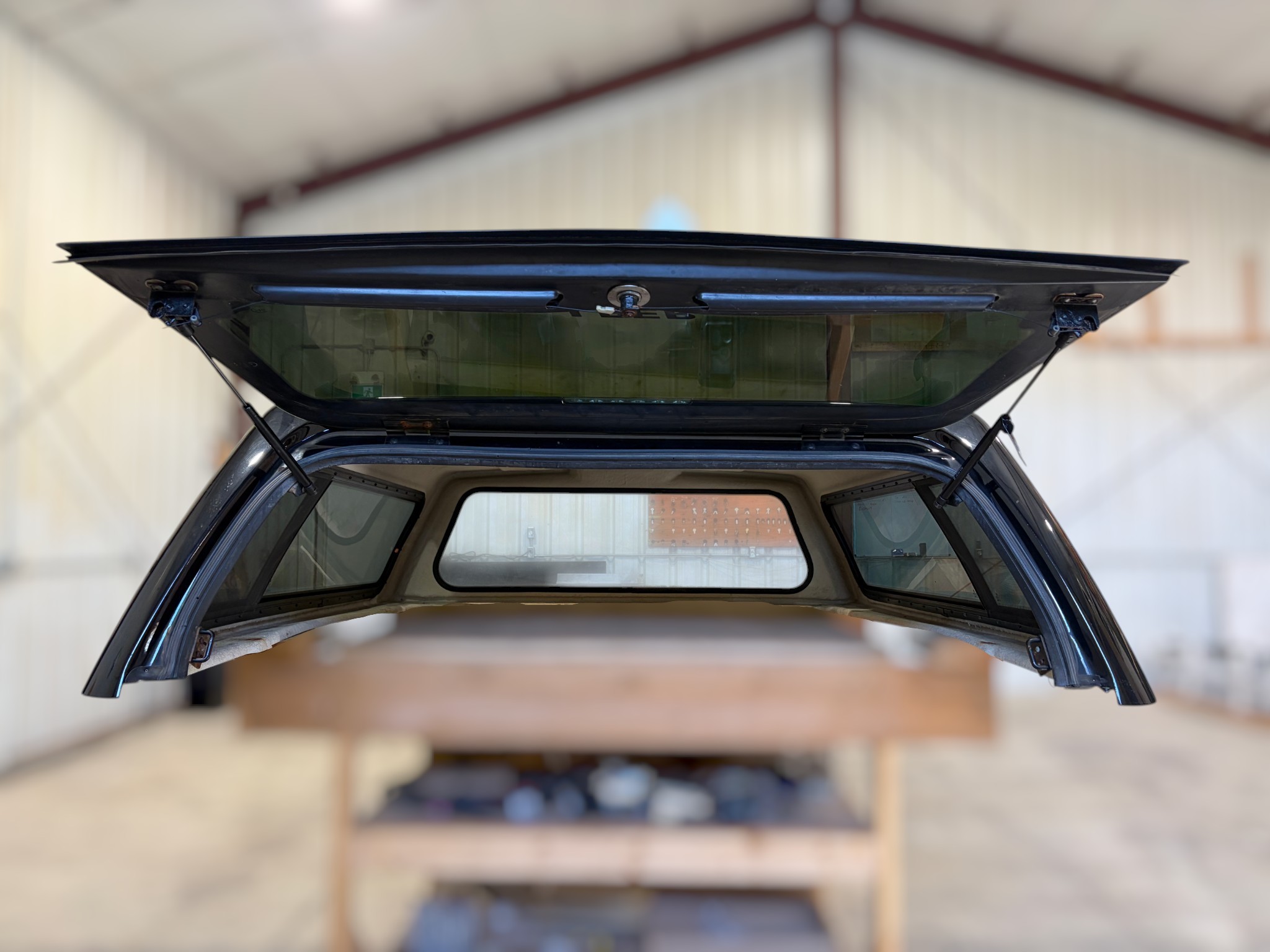 GMC Sierra or Chevrolet Silverado 6'6 GBA Black Leer100XL Truck Cap 4 GMC Sierra or Chevrolet Silverado 6'6 GBA Black Leer100XL Truck Cap - Image 4