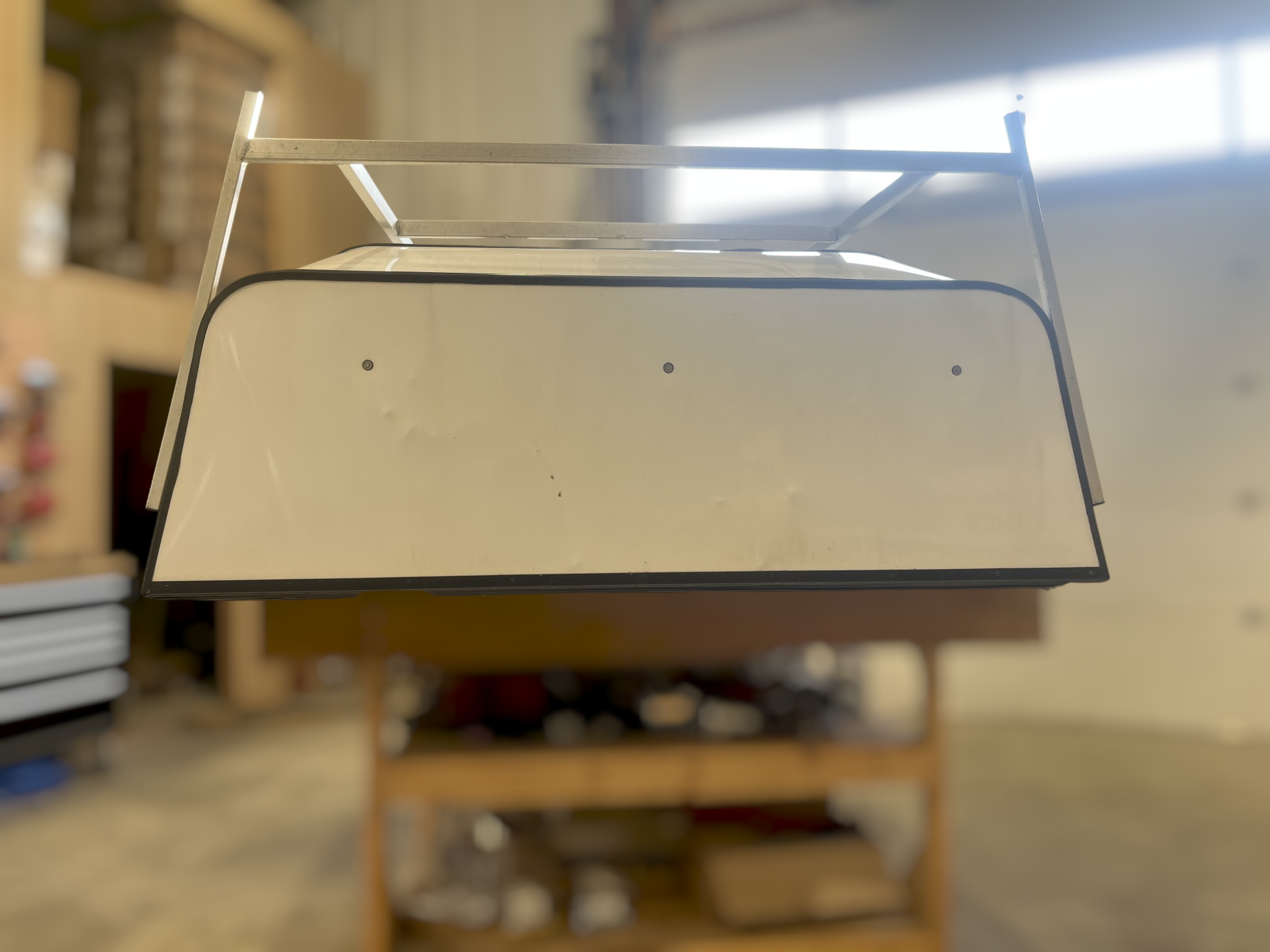 GMC Sierra or Chevrolet Silverado 1500 6'6 White Leer Contractor Truck Cap 9 GMC Sierra or Chevrolet Silverado 1500 6'6 White Leer Contractor Truck Cap - Image 9