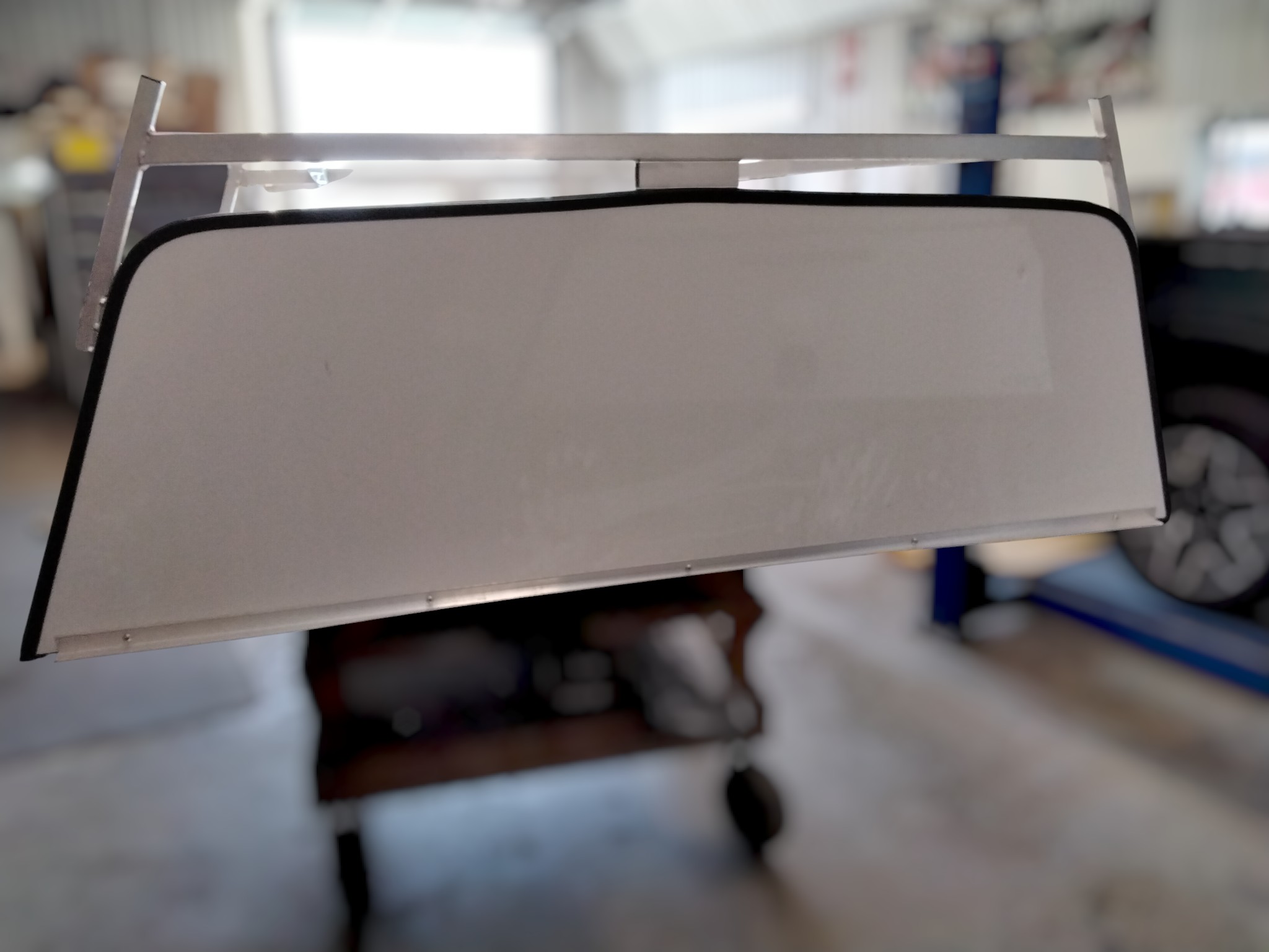 2017 - 2026 Ford Superduty 8' White Unicover Contractor Truck Cap 5 2017 - 2026 Ford Superduty 8' White Unicover Contractor Truck Cap - Image 5