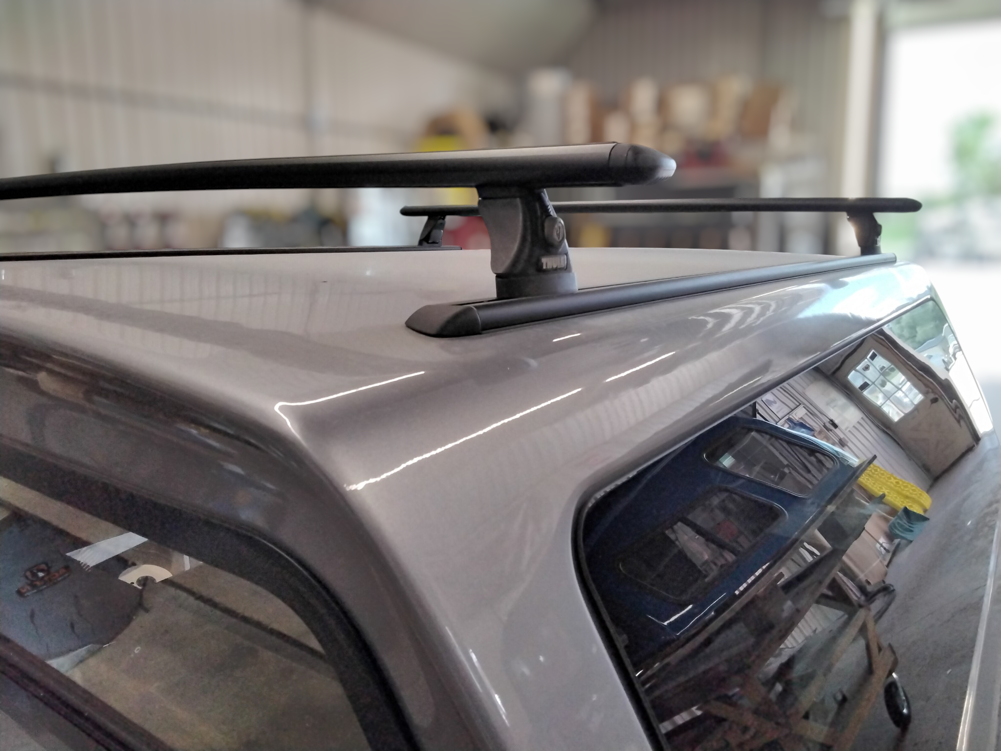 Dodge Ram 6'4 PSC Billet Silver Leer100XQ Truck Cap 5 Dodge Ram 6'4 PSC Billet Silver Leer100XQ Truck Cap - Image 5